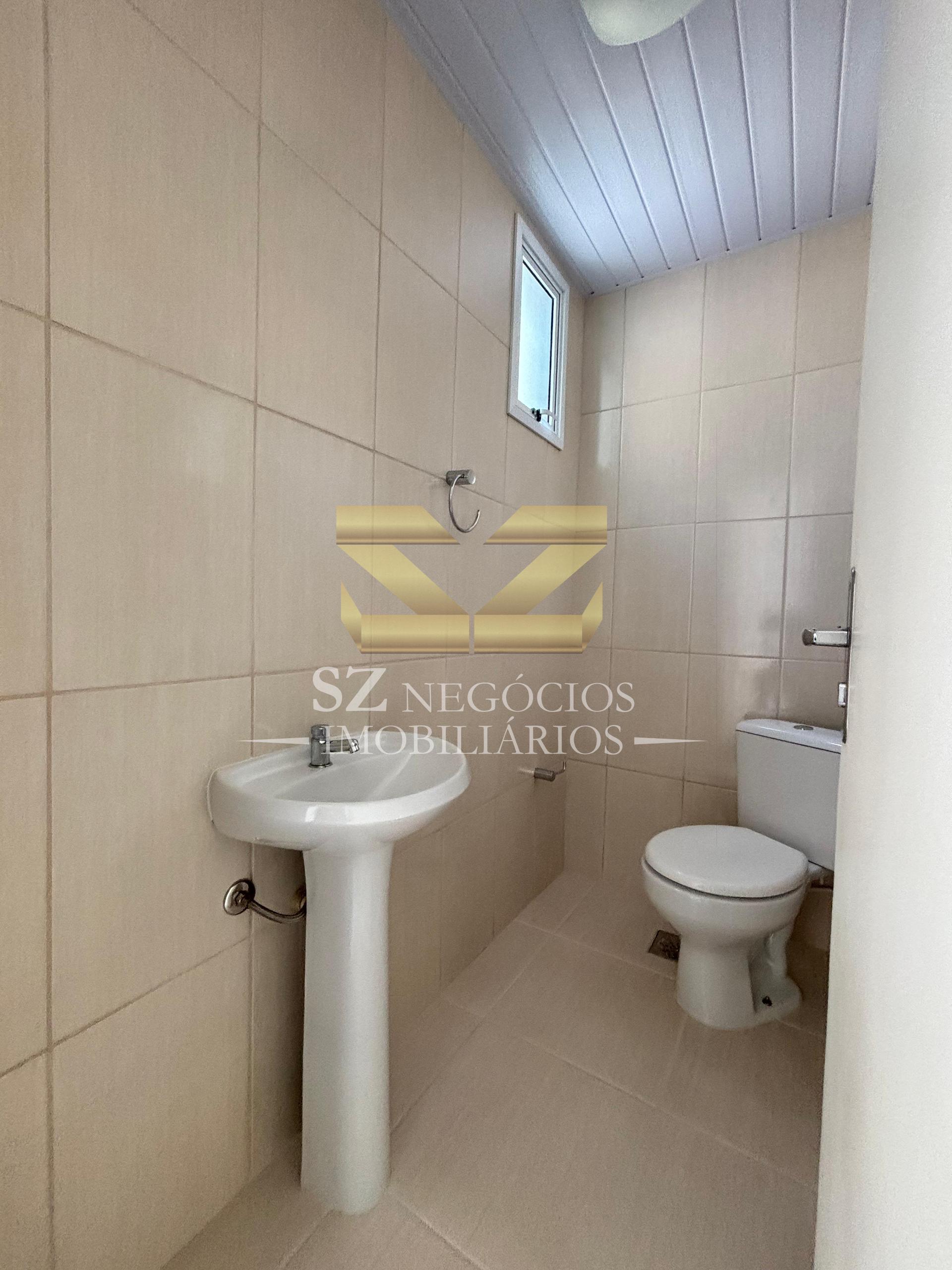 CASA COM 1 SUÍTE E 2 DORMITÓRIOS NA VILA  A, FOZ DO IGUAÇU - PR