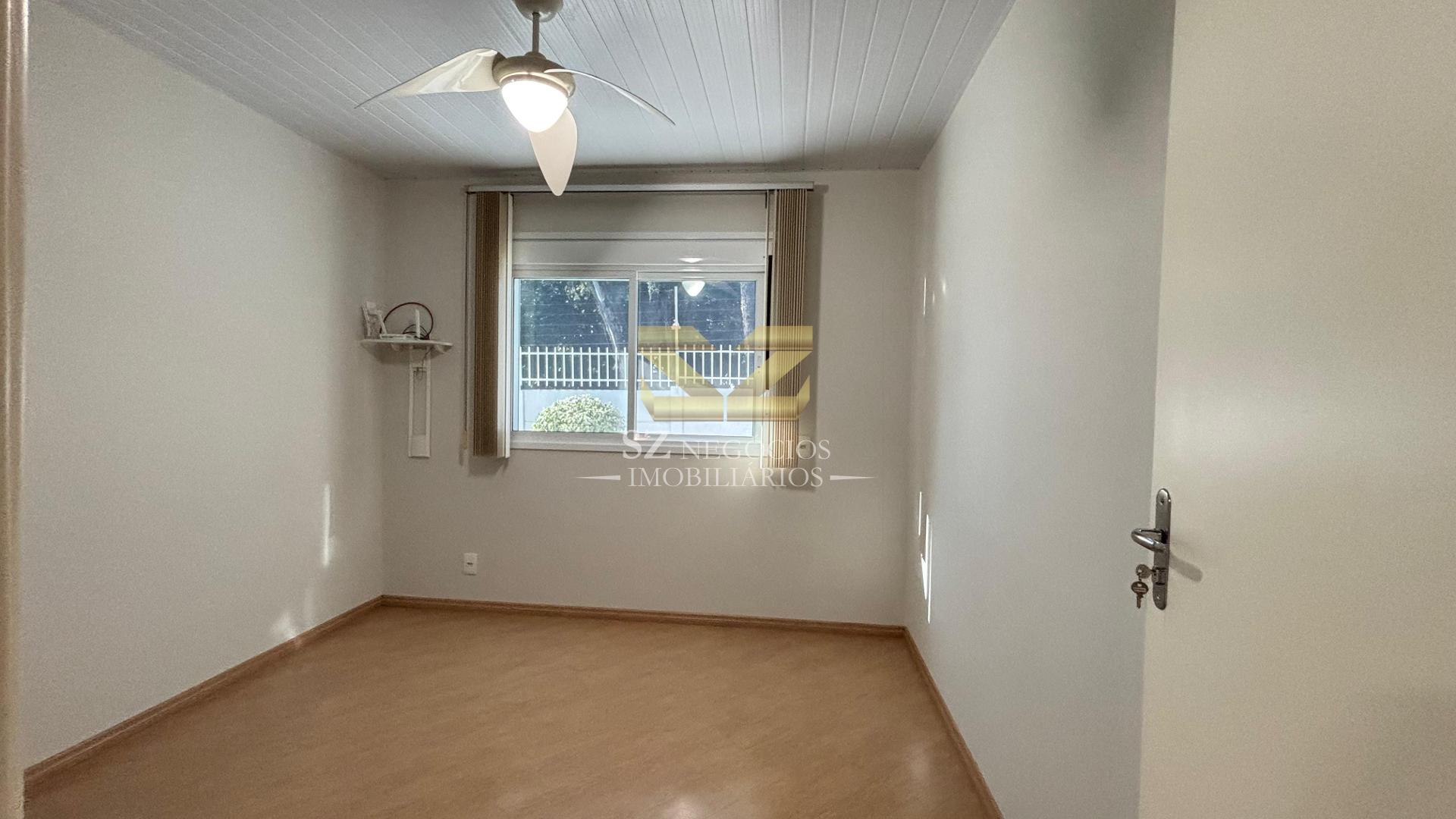 CASA COM 1 SUÍTE E 2 DORMITÓRIOS NA VILA  A, FOZ DO IGUAÇU - PR