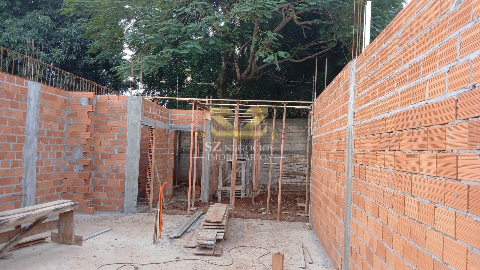 CASA À VENDA  COM 03 SUÍTES CONDOMÍNIO SAFIRA, FOZ DO IGUAÇU - PR