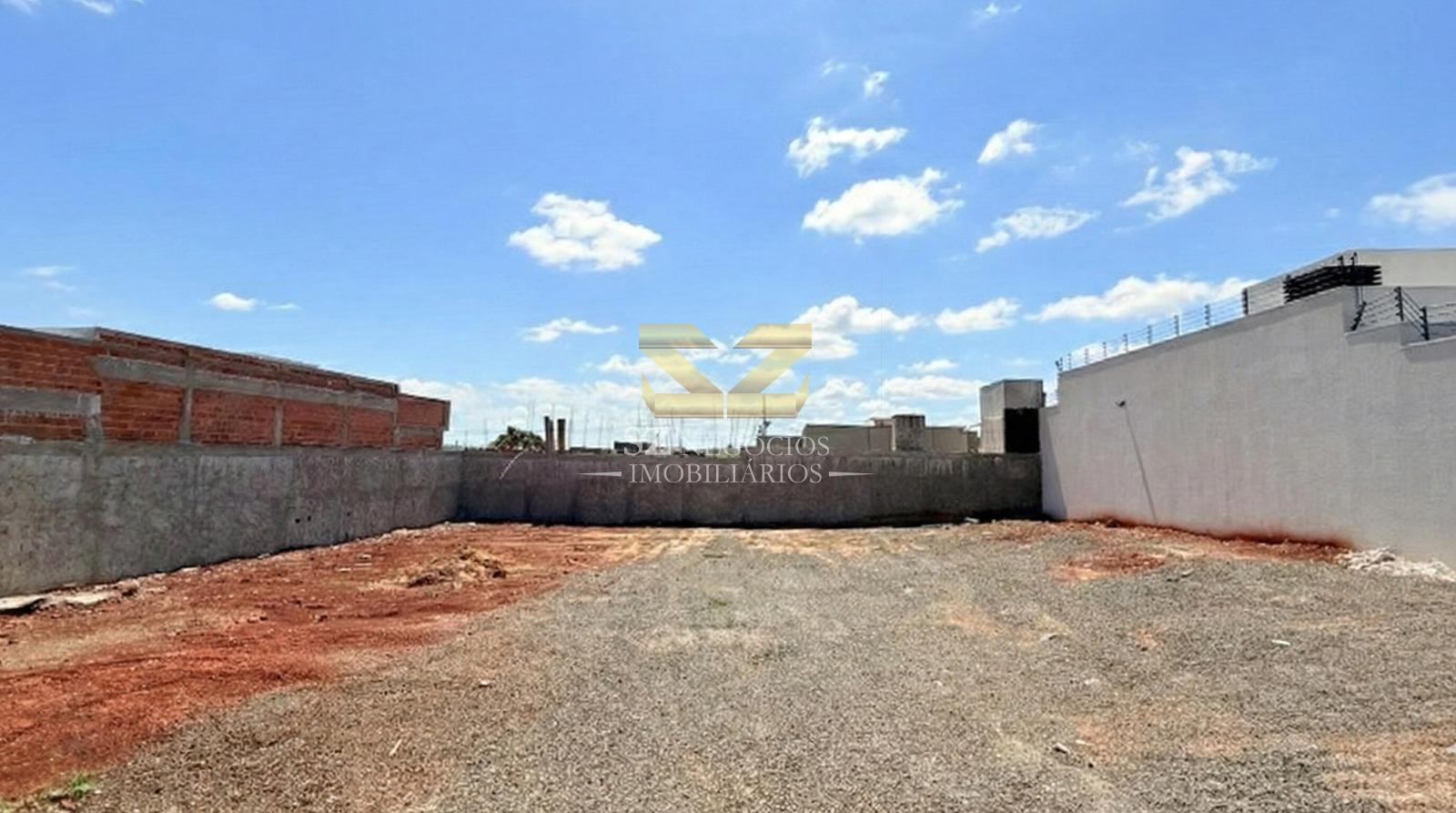 TERRENO MURADO PARA VENDA NO JARDIM IPÊ IV - FOZ DO IGUAÇU - PR