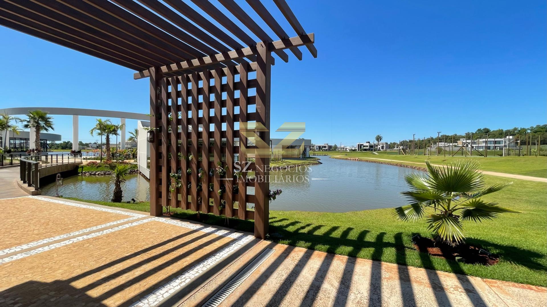 TERRENO À VENDA COM 516M² - CONDOMINIO ROYAL RITZ CATARATAS - FASE 3