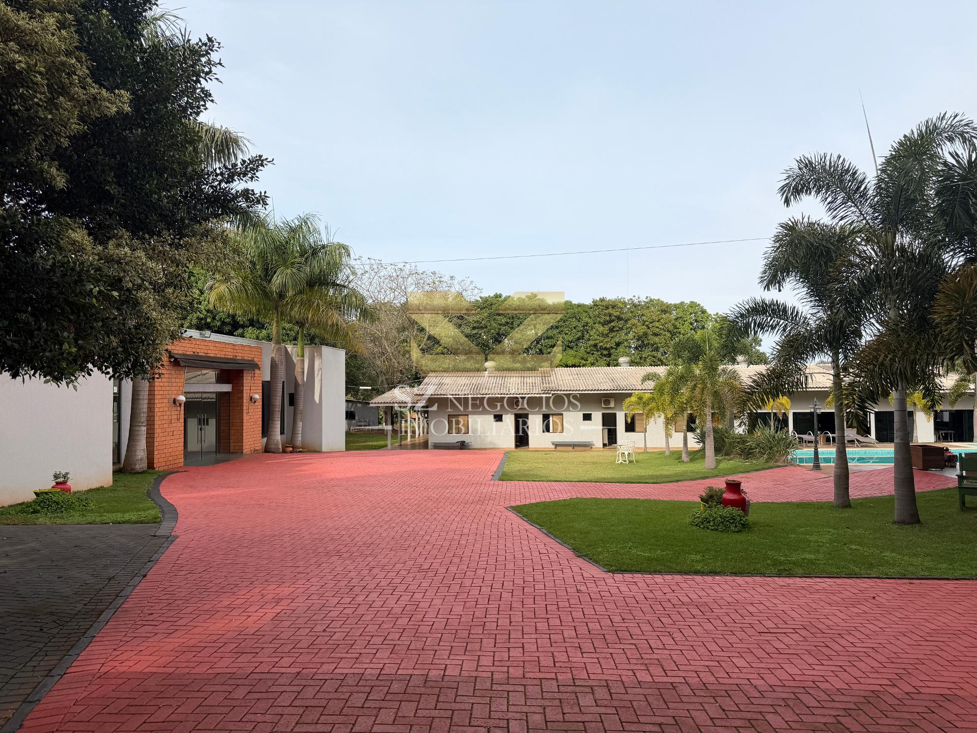 CHÁCARA À VENDA COM PISCINA E COZINHA TODA EQUIPADA FOZ DO IGUAÇU - PR