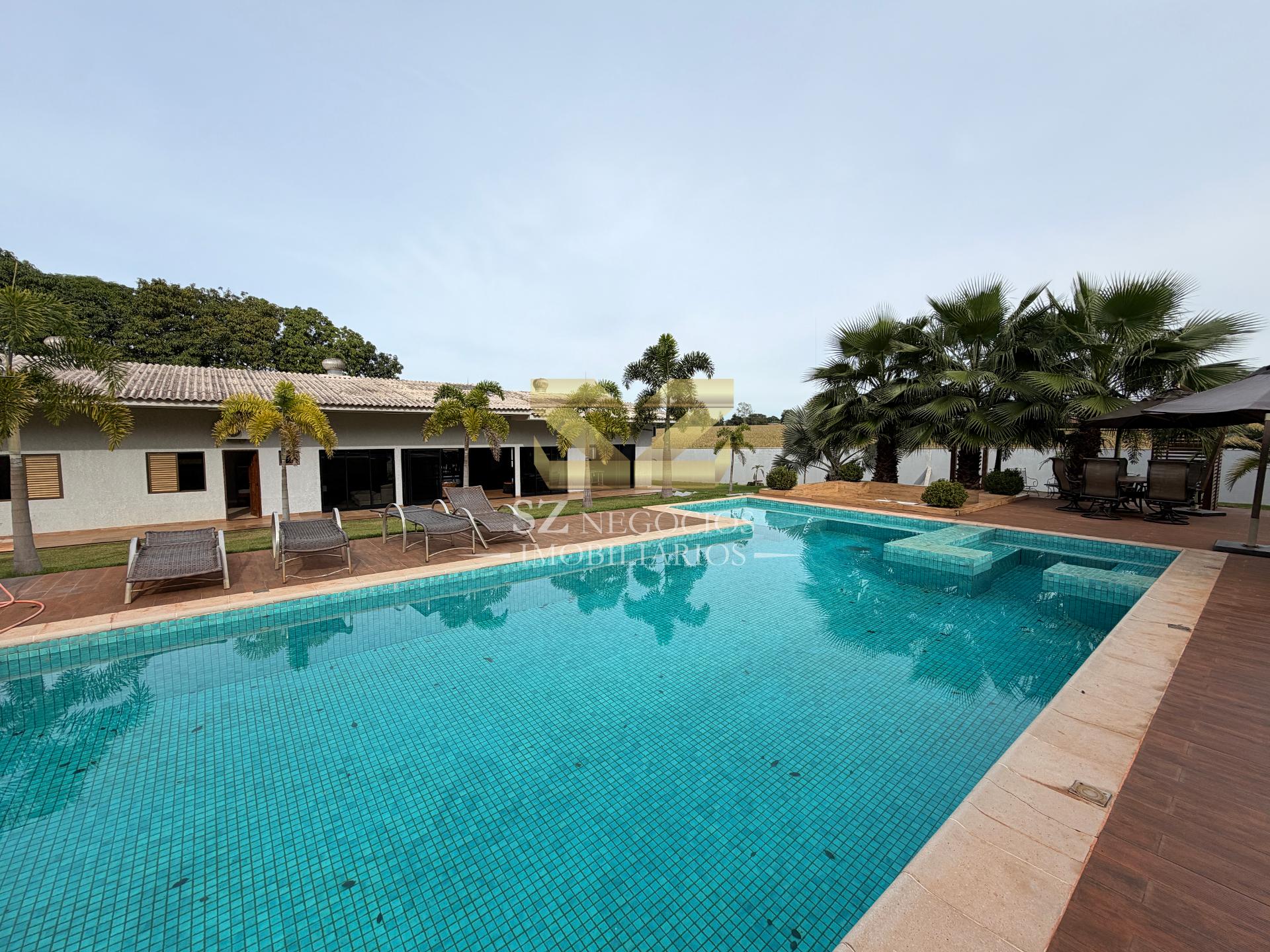 CHÁCARA À VENDA COM PISCINA E COZINHA TODA EQUIPADA FOZ DO IGUAÇU - PR