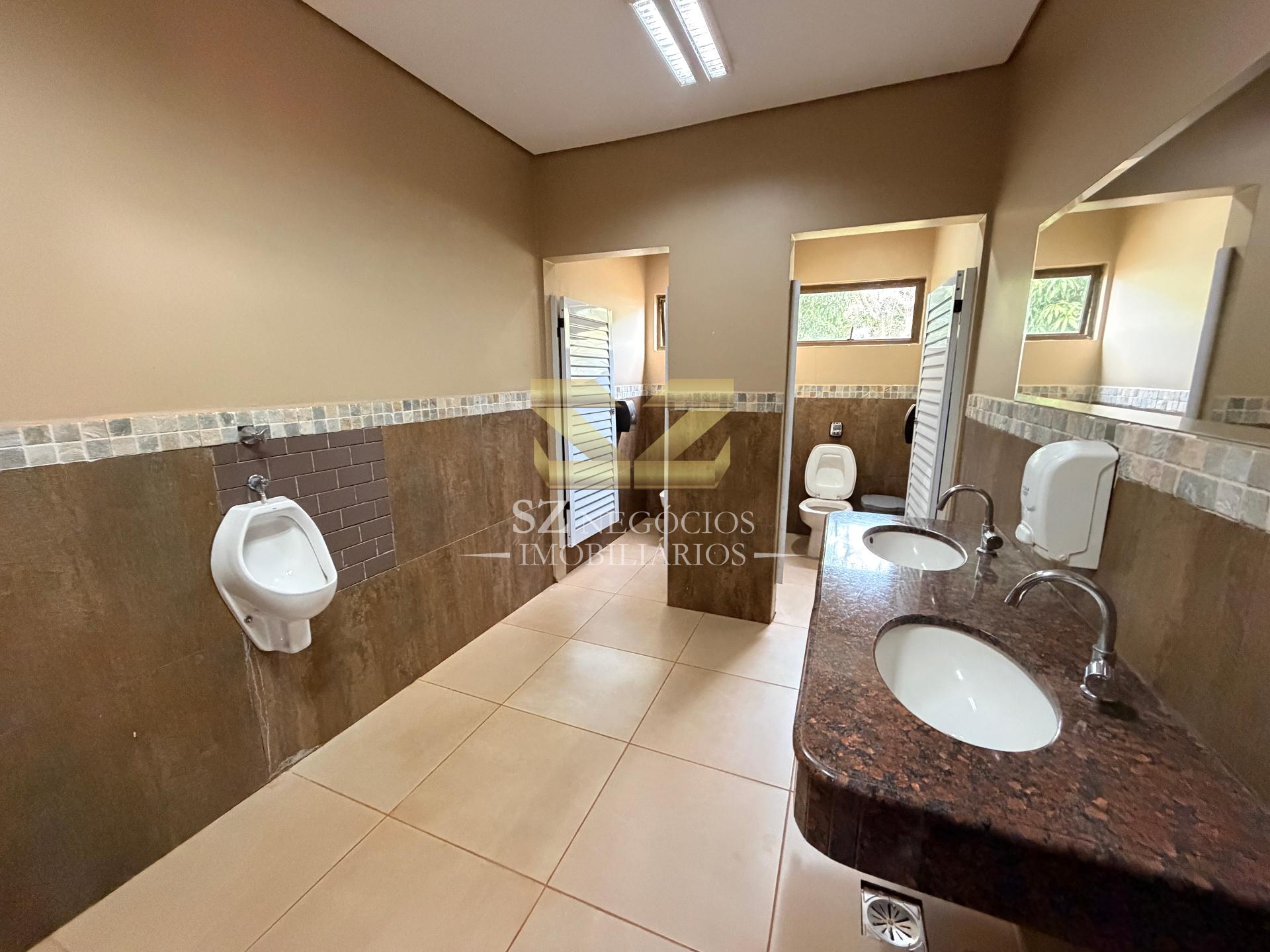 CHÁCARA À VENDA COM PISCINA E COZINHA TODA EQUIPADA FOZ DO IGUAÇU - PR