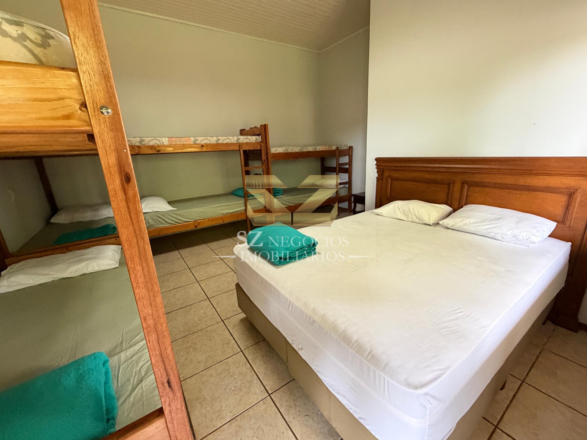 CHÁCARA À VENDA COM PISCINA E COZINHA TODA EQUIPADA FOZ DO IGUAÇU - PR