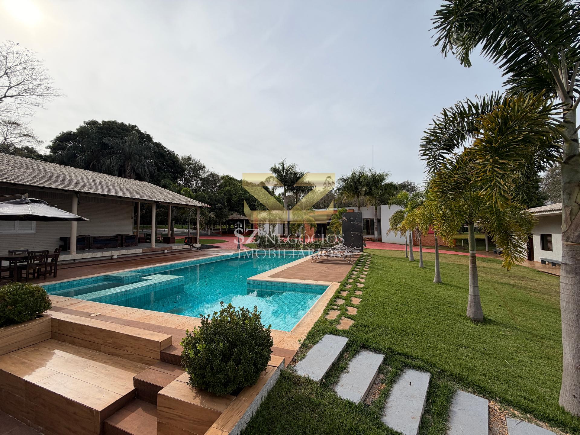 CHÁCARA À VENDA COM PISCINA E COZINHA TODA EQUIPADA FOZ DO IGUAÇU - PR