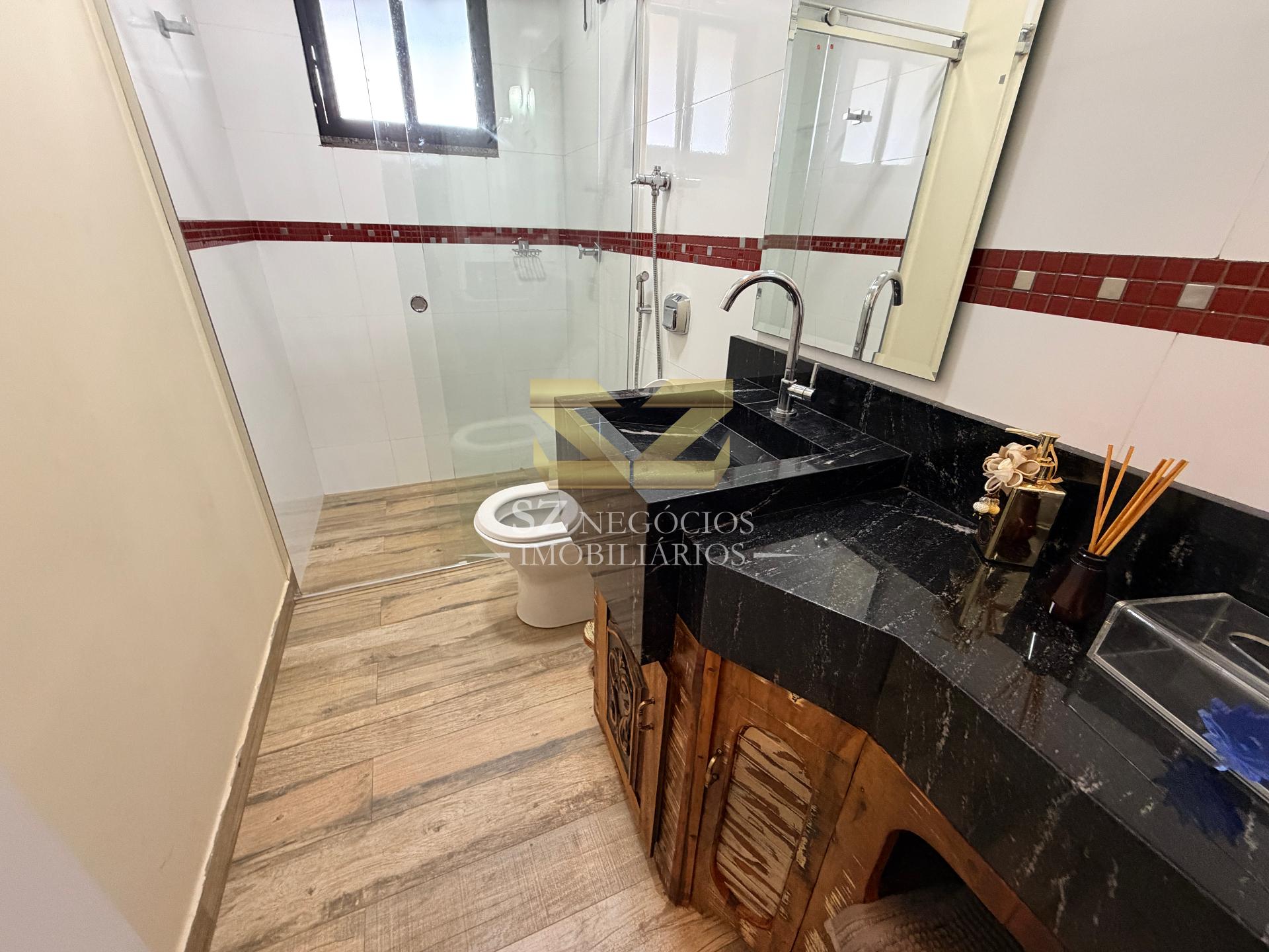 CHÁCARA À VENDA COM PISCINA E COZINHA TODA EQUIPADA FOZ DO IGUAÇU - PR