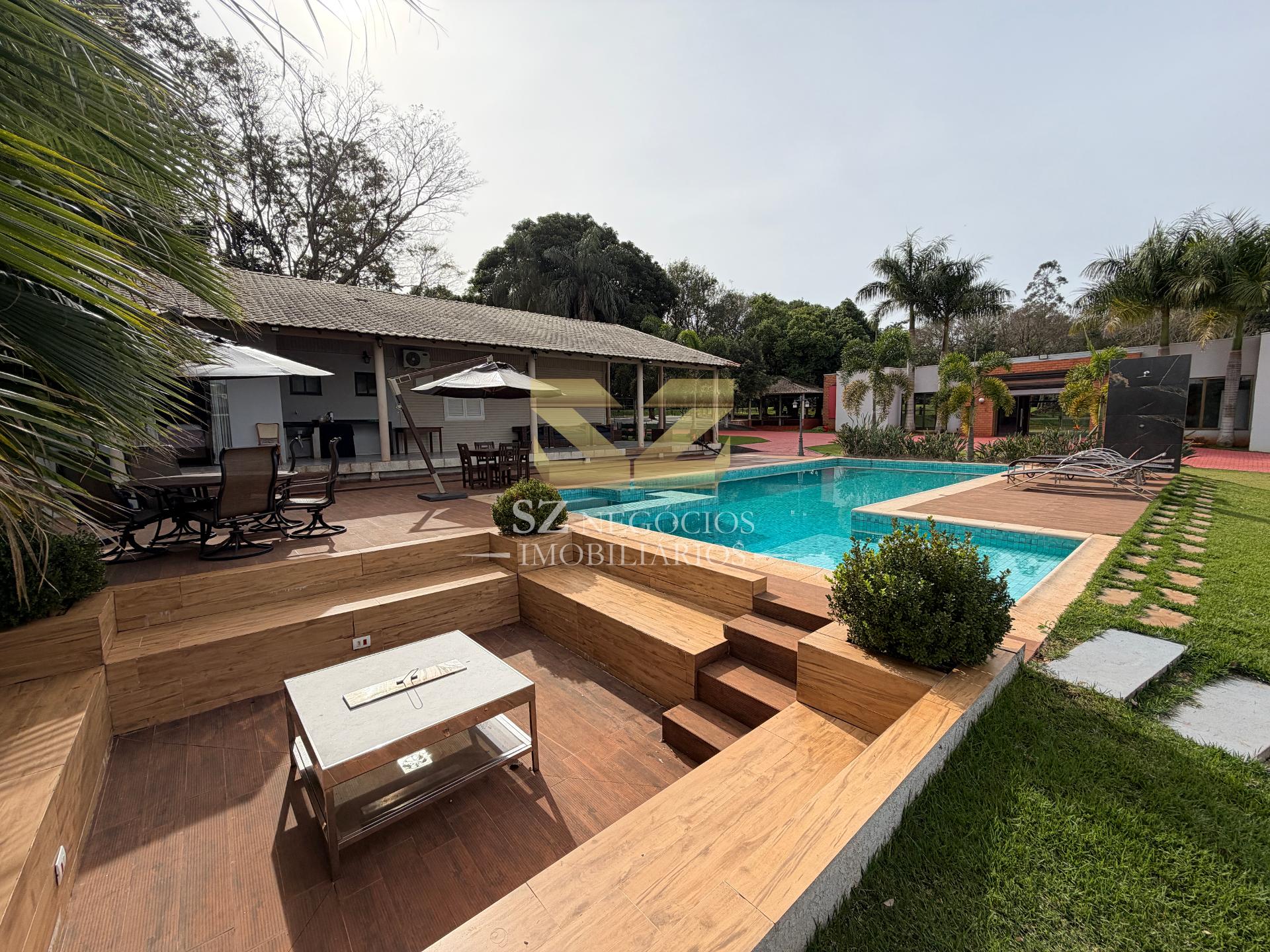 CHÁCARA À VENDA COM PISCINA E COZINHA TODA EQUIPADA FOZ DO IGUAÇU - PR
