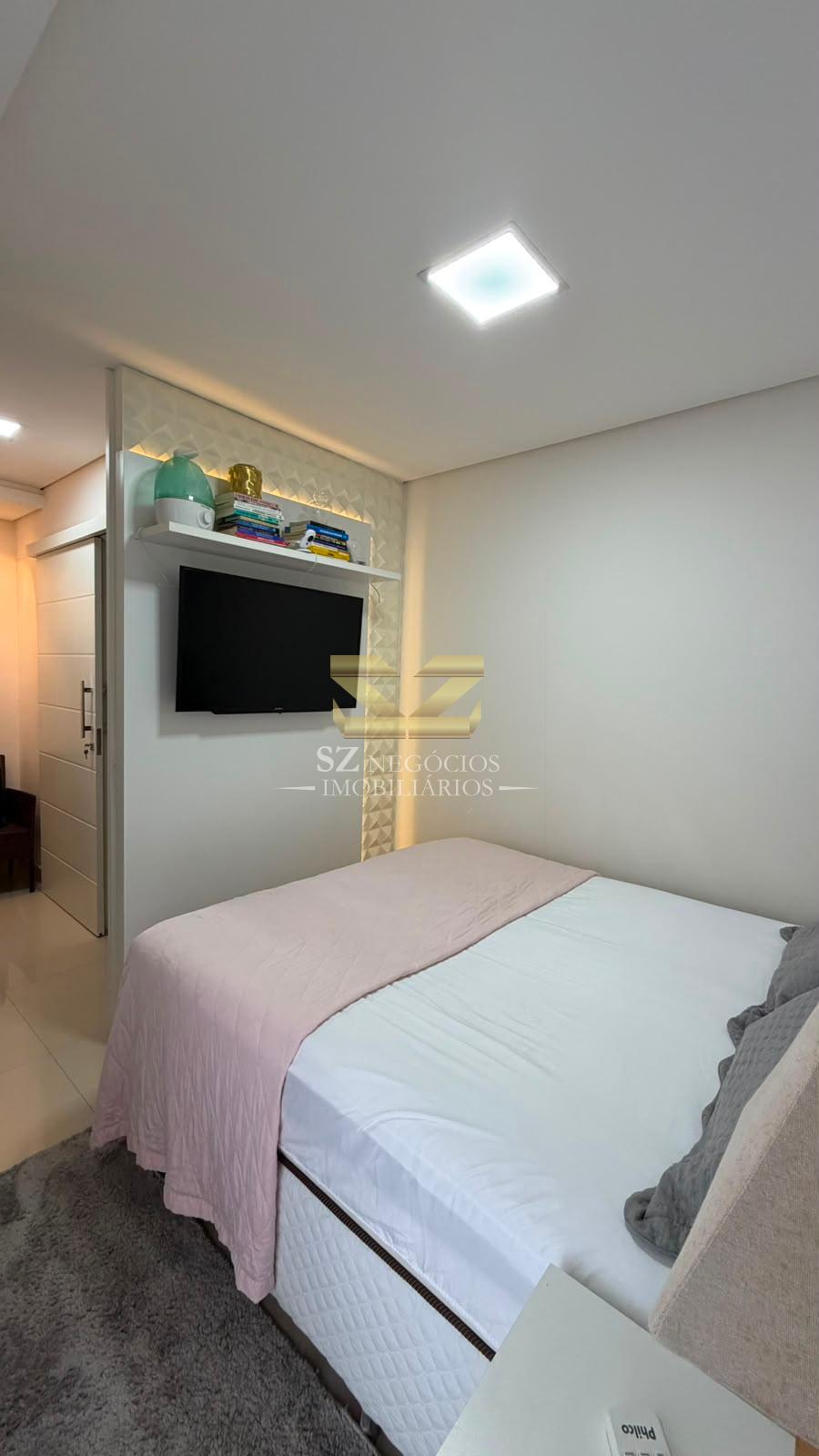 APARTAMENTO À VENDA MOBILIADO COM 02 DORMITÓRIOS SENDO 01 SUÍTE - RESIDENCIAL MALIBU - FOZ