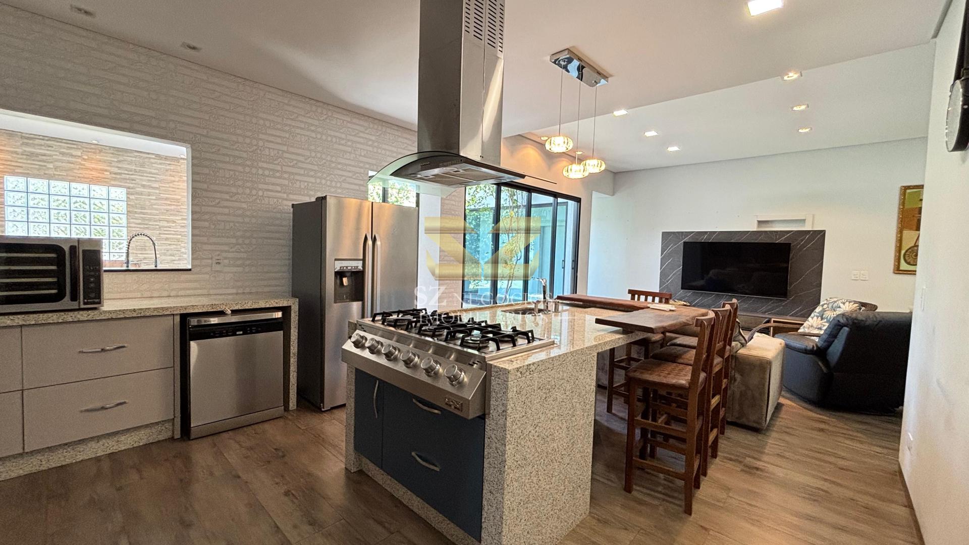 Casa com 3 dormitórios para locação com ,257.90 m², JARDIM CURITIBANO, FOZ DO IGUACU - PR