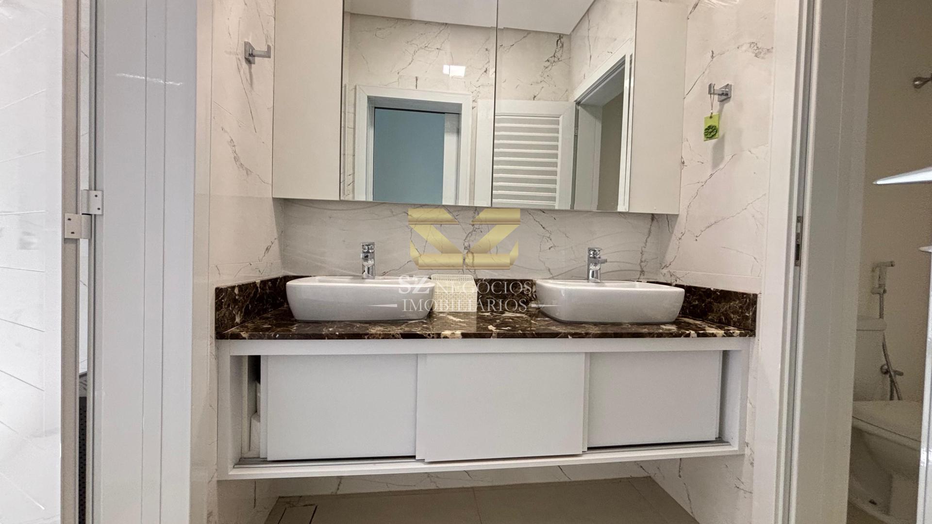 Casa com 3 dormitórios para locação com ,257.90 m², JARDIM CURITIBANO, FOZ DO IGUACU - PR