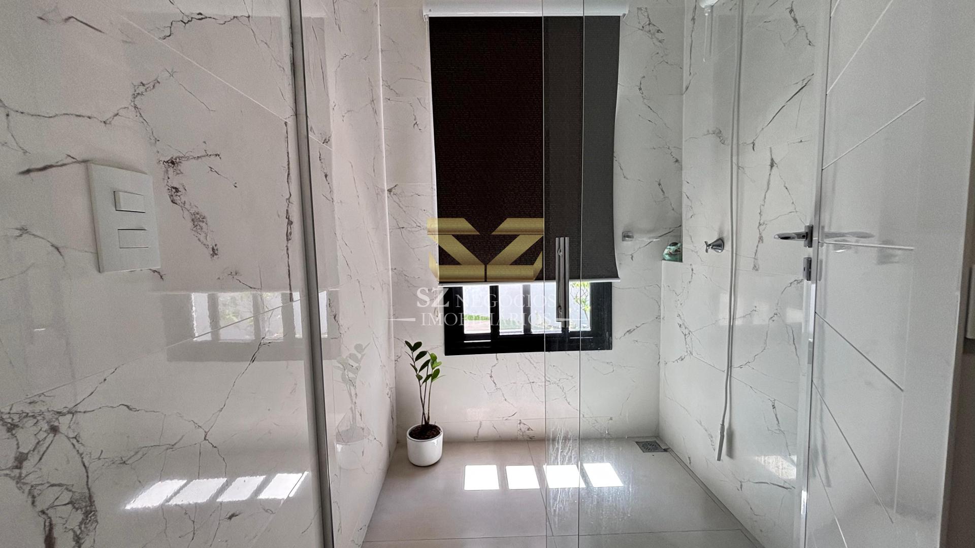Casa com 3 dormitórios para locação com ,257.90 m², JARDIM CURITIBANO, FOZ DO IGUACU - PR