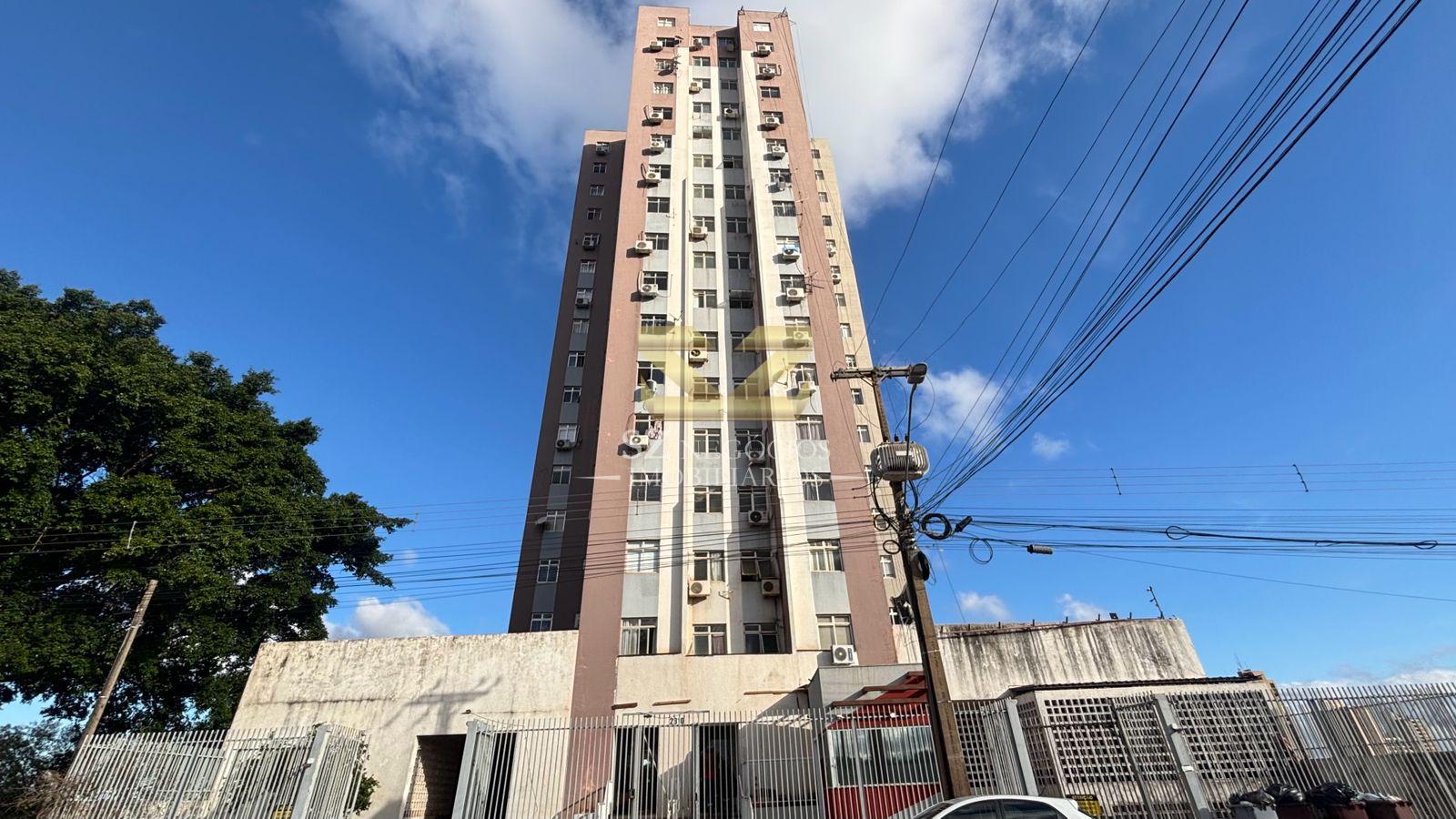 APARTAMENTO À VENDA NO EDIFÍCIO CHEVERNY - POLO CENTRO - FOZ DO IGUAÇU - PR