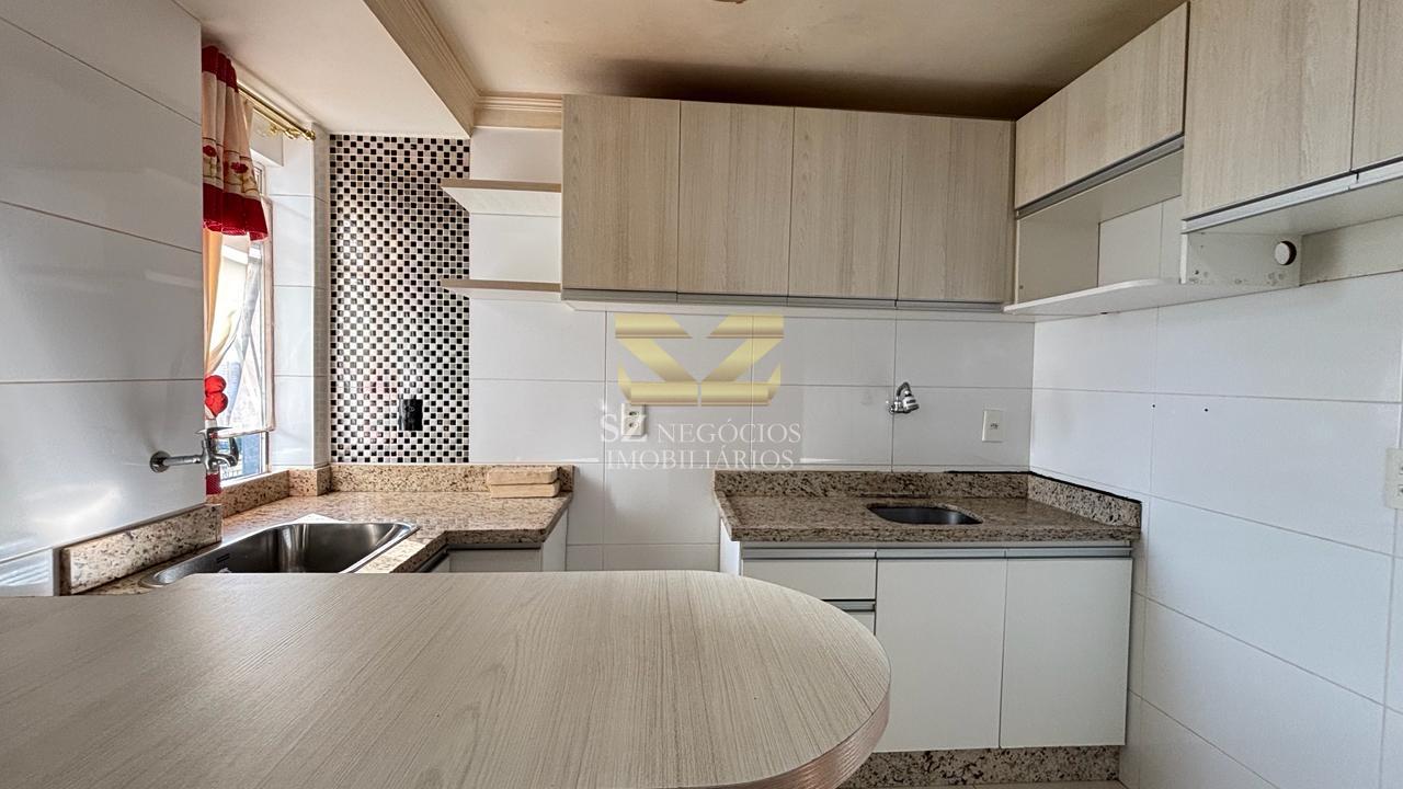 APARTAMENTO À VENDA NO EDIFÍCIO CHEVERNY - POLO CENTRO - FOZ DO IGUAÇU - PR