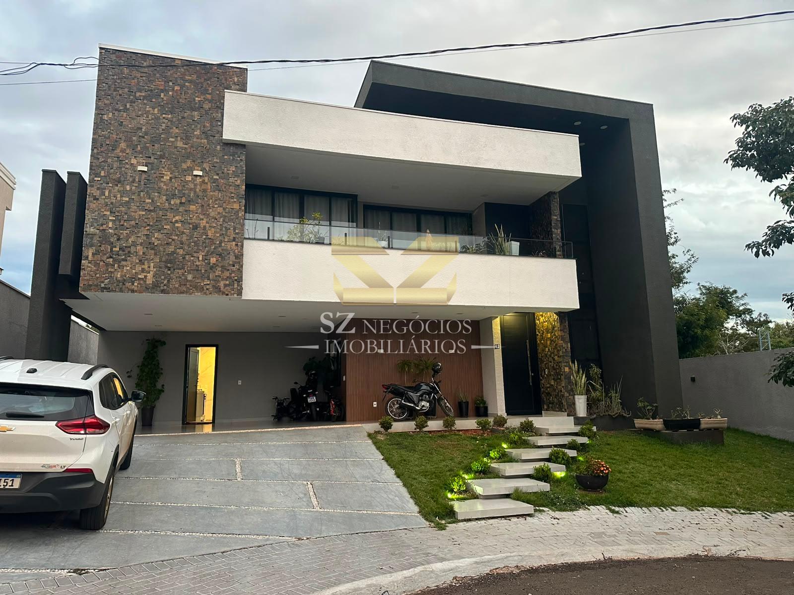 SOBRADO MOBILIADO A VENDA COM 5 DORMITORIOS Á VENDA - FOZ DO IGUAÇU