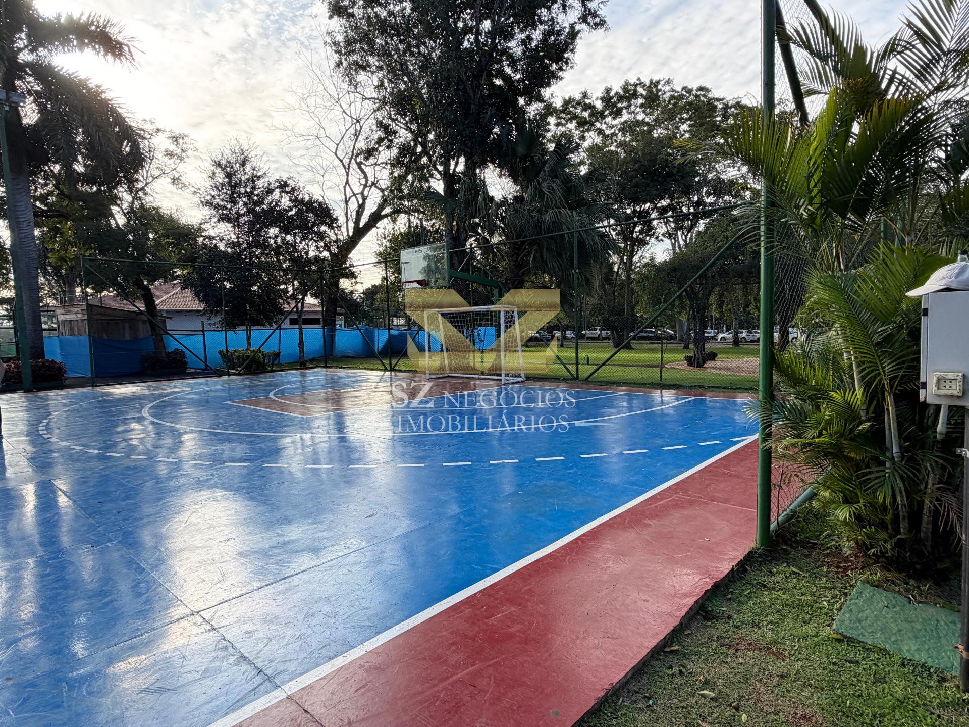 SOBRADO À VENDA COM 5 SUÍTES COM CLOSET, COUNTRY CLUB - PARAGUAI