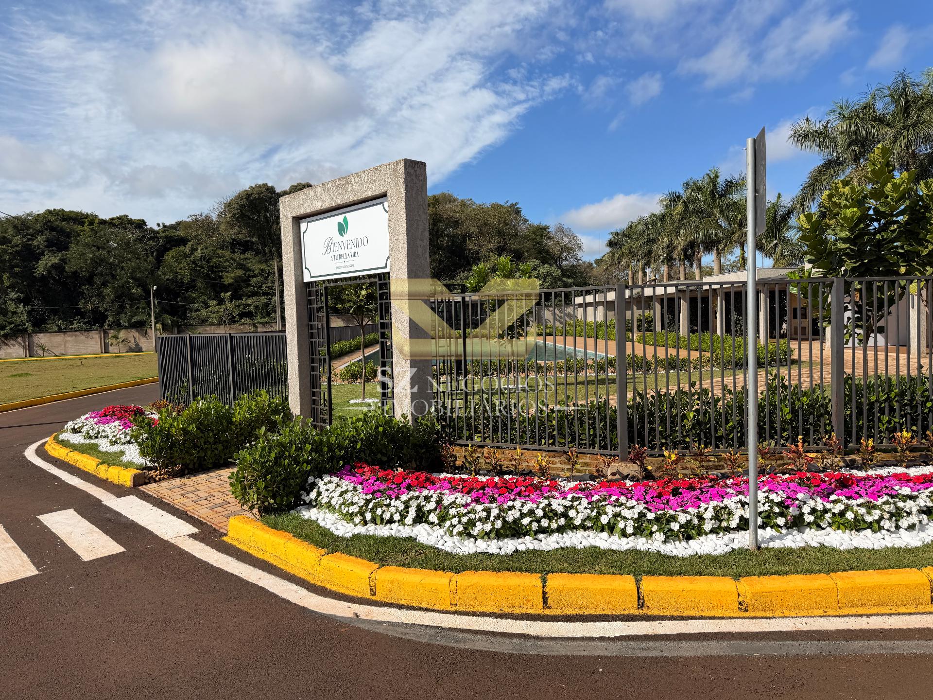 TERRENOS À VENDA , CONDOMÍNIO BELLA VIDA - ALTO PARANÁ, HERNANDARIAS - PY