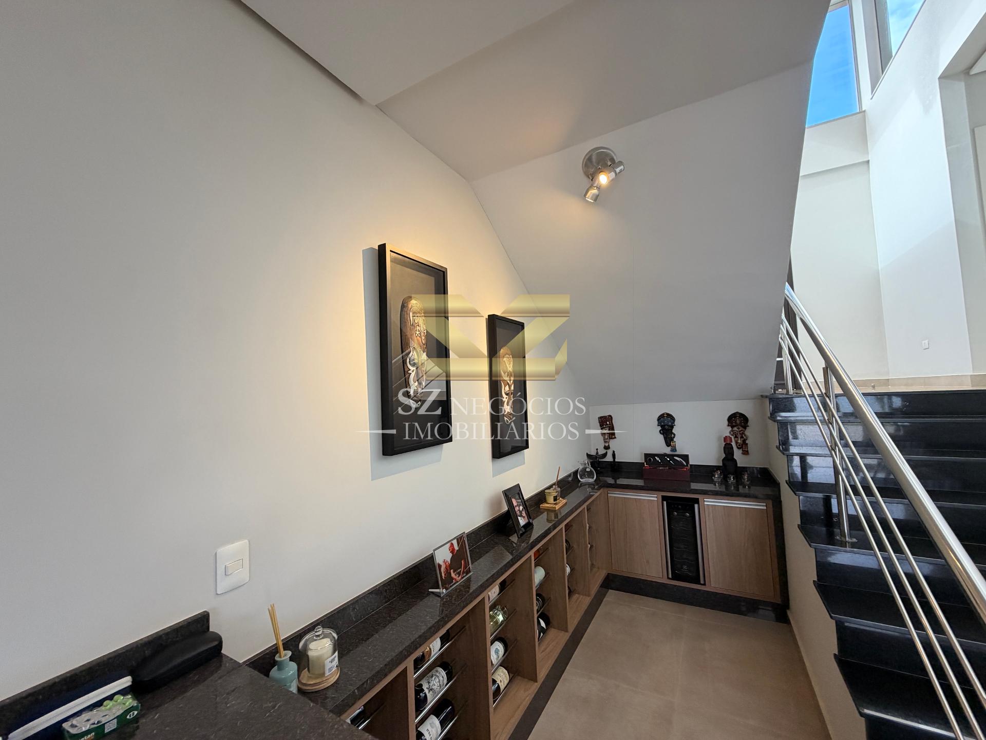 CASA À VENDA LOCALIZADO NO CONDOMÍNIO COSTA DEL LAGO HERNANDARIAS - PY