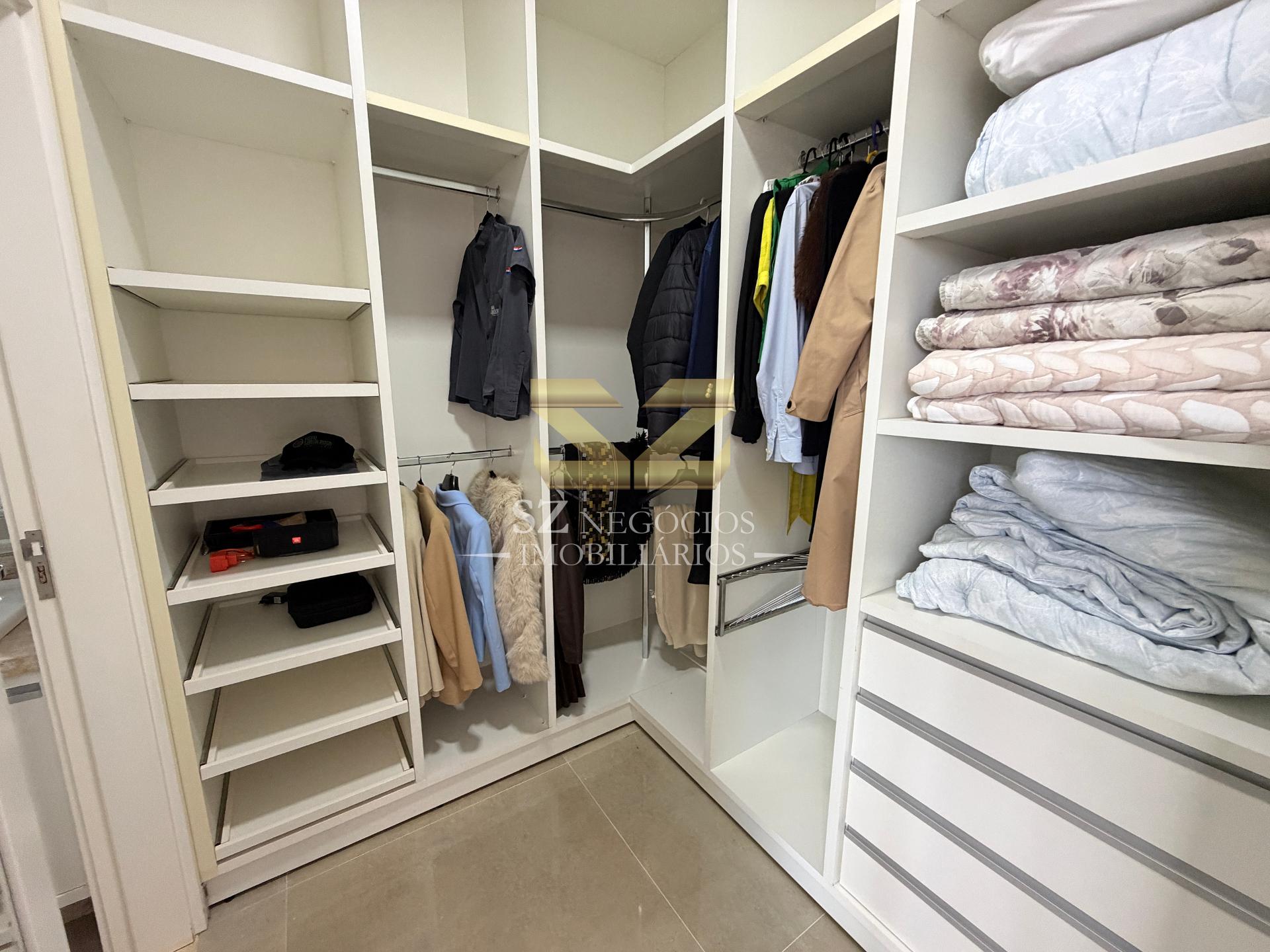 CASA À VENDA LOCALIZADO NO CONDOMÍNIO COSTA DEL LAGO HERNANDARIAS - PY