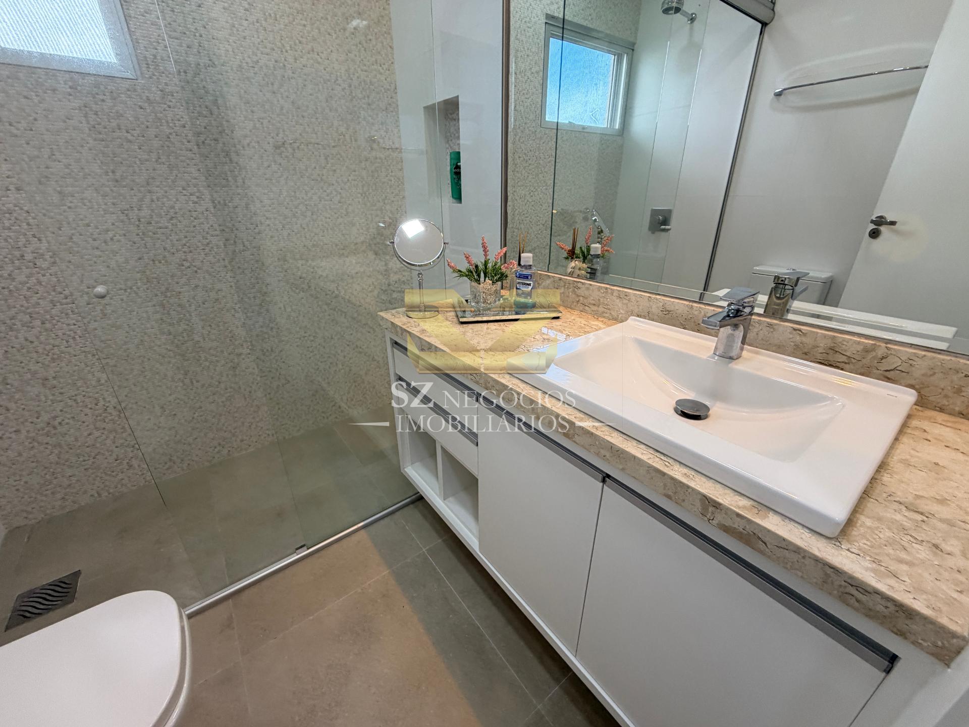 CASA À VENDA LOCALIZADO NO CONDOMÍNIO COSTA DEL LAGO HERNANDARIAS - PY