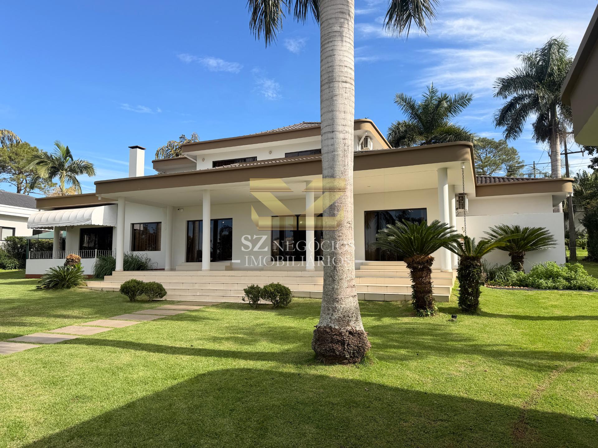 SOBRADO À VENDA COM 5 DORMITÓRIOS SENDO 4 SUÍTES, COUNTRY CLUB - PARAGUAI