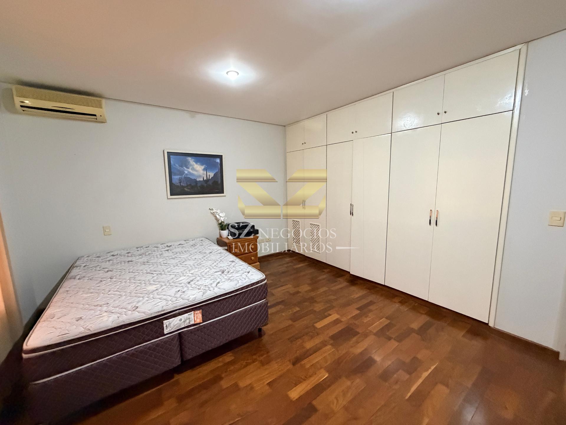 SOBRADO À VENDA COM 5 DORMITÓRIOS SENDO 4 SUÍTES, COUNTRY CLUB - PARAGUAI