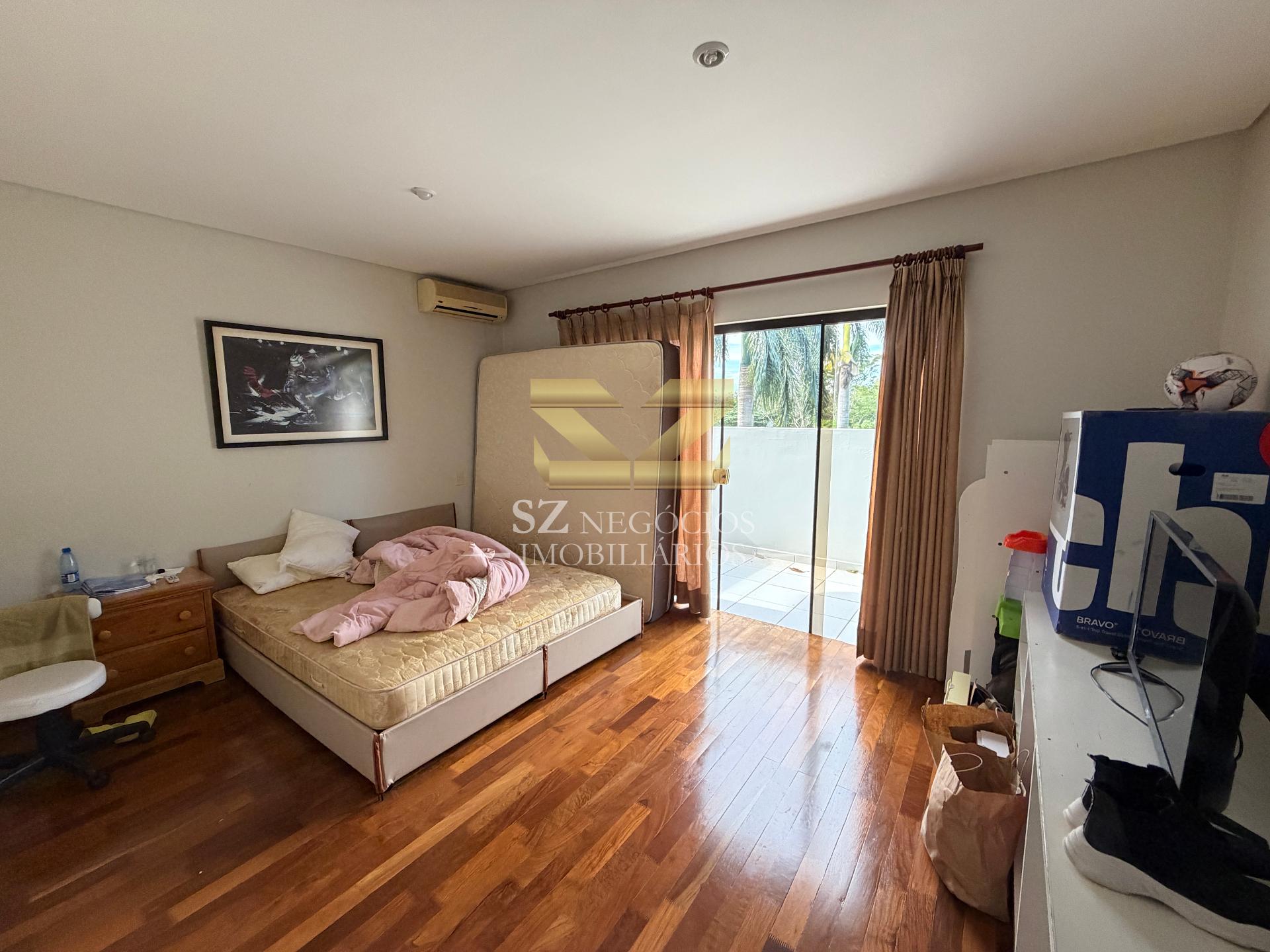 SOBRADO À VENDA COM 5 DORMITÓRIOS SENDO 4 SUÍTES, COUNTRY CLUB - PARAGUAI