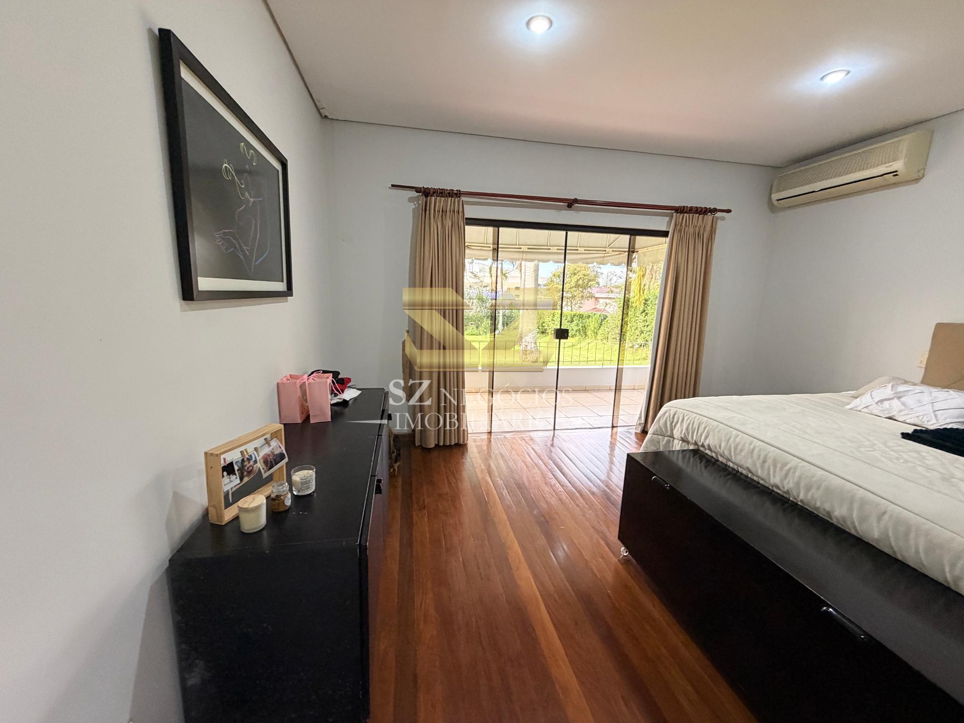 SOBRADO À VENDA COM 5 DORMITÓRIOS SENDO 4 SUÍTES, COUNTRY CLUB - PARAGUAI