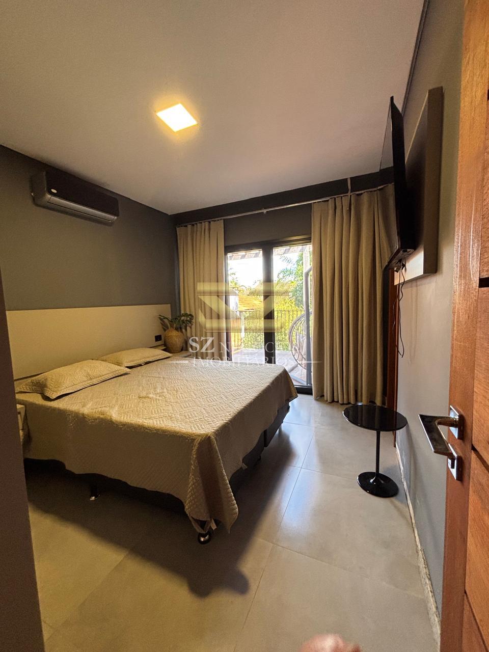CHÁCARA EXCLUSIVA À VENDA COM 35.452,33M² e 1.000 M² DE ÁREA CONSTRUÍDA, FOZ
