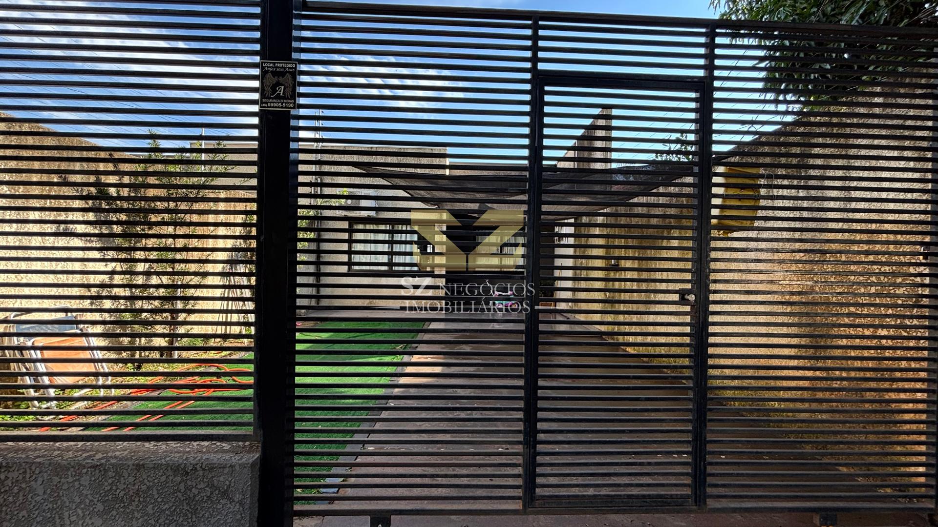 CASA À VENDA NO PARQUE RESIDENCIAL TRÊS BANDEIRAS -  FOZ DO IGUAÇU - PR