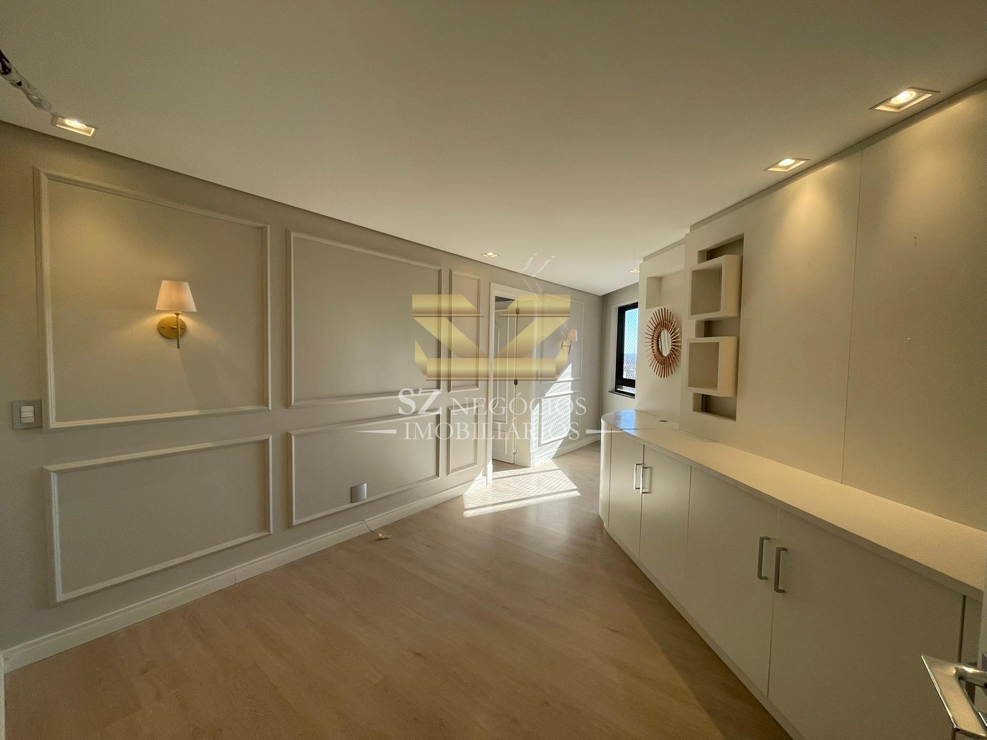 APARTAMENTO COBERTURA À VENDA COM 03 SUÍTES - EDIFICIO MAISON CLASSIC - FOZ