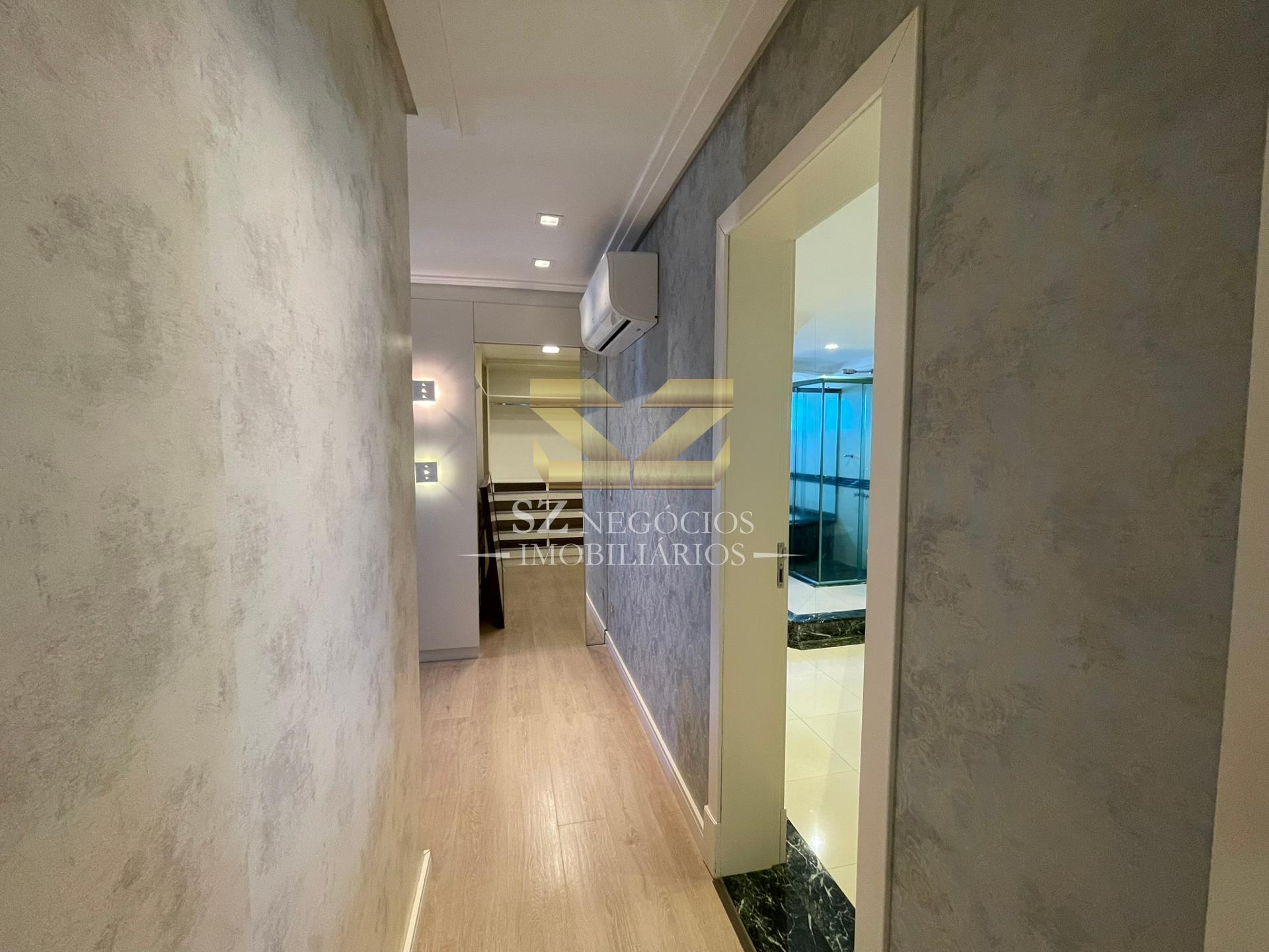 APARTAMENTO COBERTURA À VENDA COM 03 SUÍTES - EDIFICIO MAISON CLASSIC - FOZ