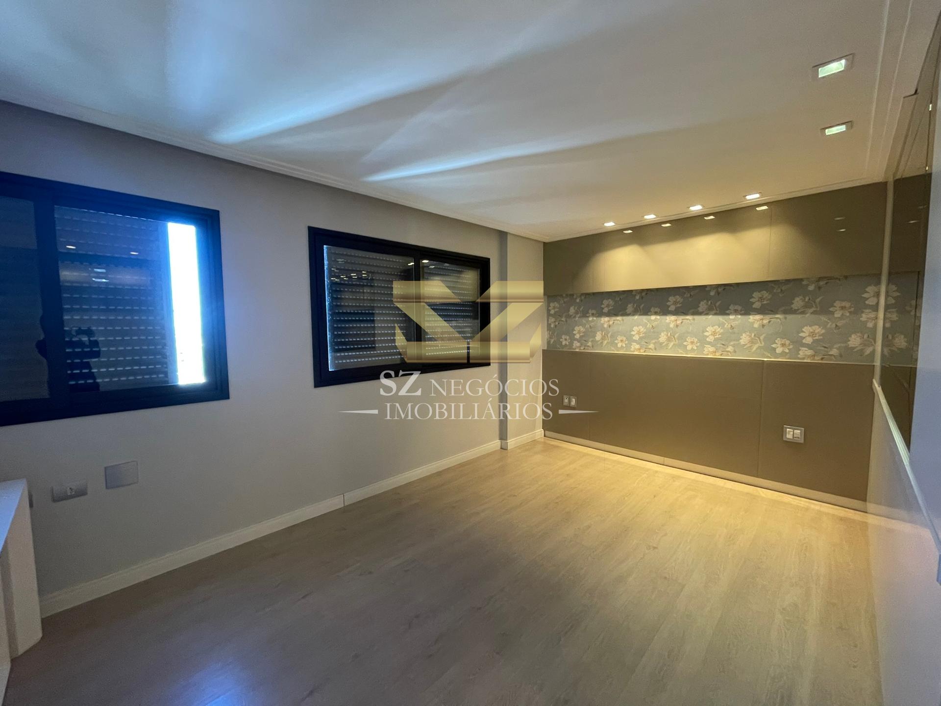 APARTAMENTO COBERTURA À VENDA COM 03 SUÍTES - EDIFICIO MAISON CLASSIC - FOZ