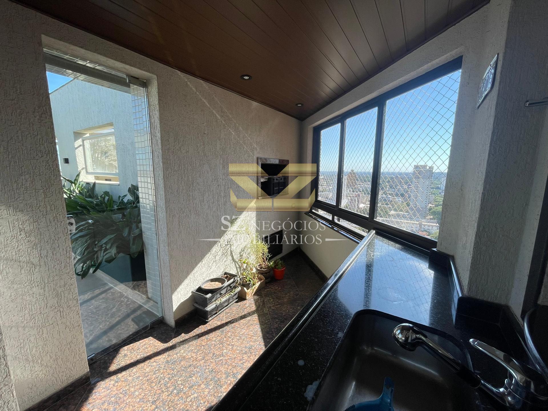 APARTAMENTO COBERTURA À VENDA COM 03 SUÍTES - EDIFICIO MAISON CLASSIC - FOZ