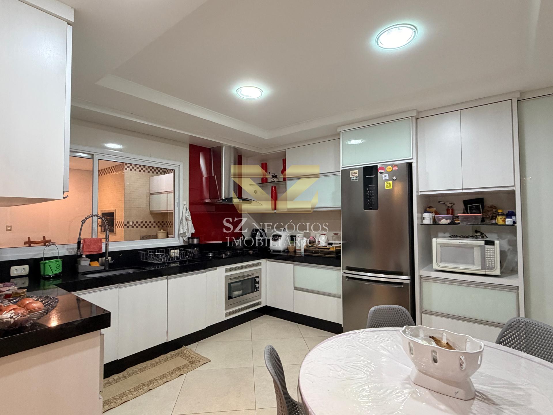 APARTAMENTO À VENDA - POLO CENTRO, FOZ DO IGUAÇU - PR
