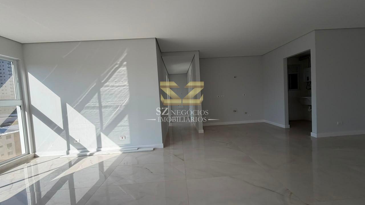 APARTAMENTO À VENDA COM 01 SUÍTE NO EDIFÍCIO RESIDENCIAL ELEGANCE TOWER, FOZ