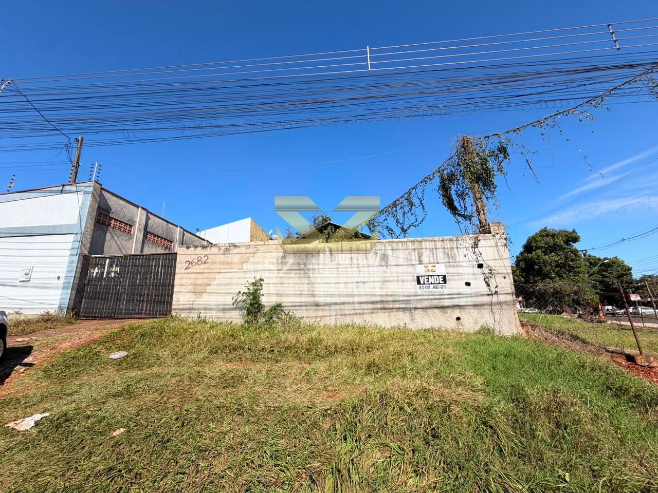 TERRENO À VENDA COM 300M² NA  AVENIDA REPUBLICA ARTENTINA, FOZ DO IGUAÇU - PR