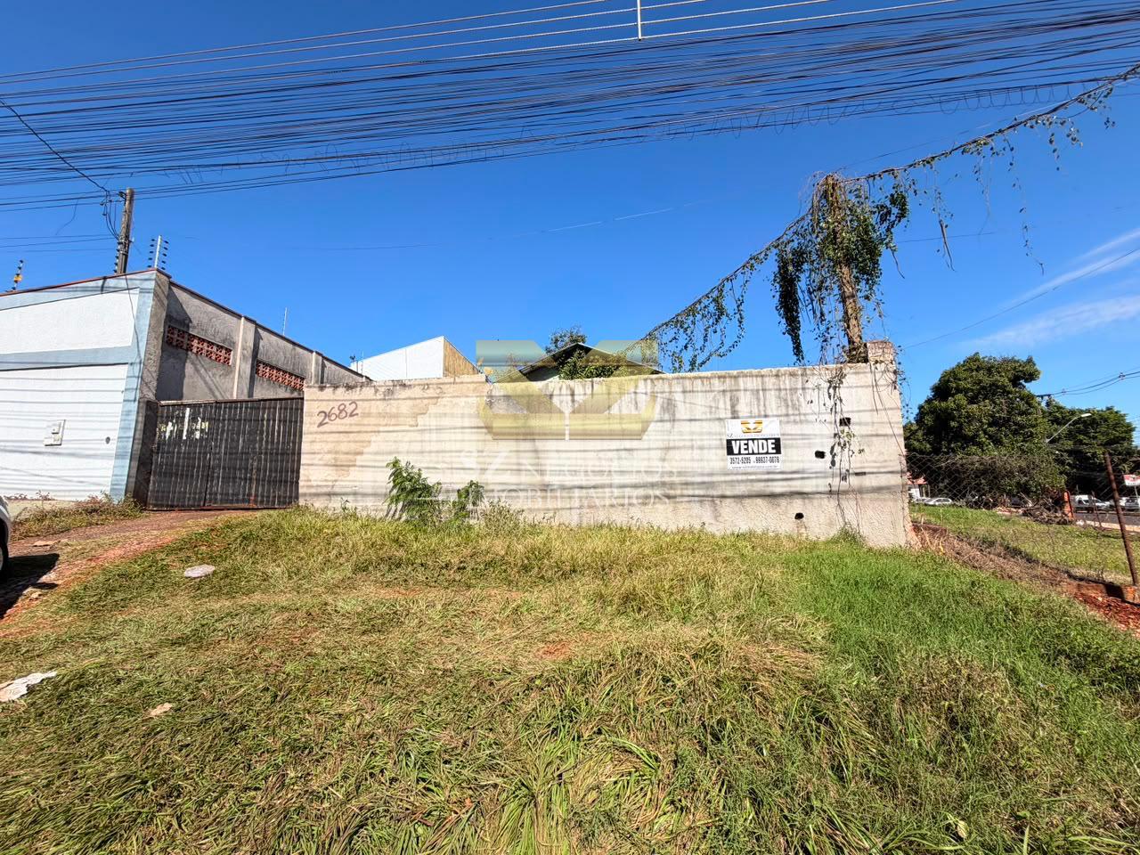 TERRENO À VENDA COM 300M² NA  AVENIDA REPUBLICA ARTENTINA, FOZ DO IGUAÇU - PR