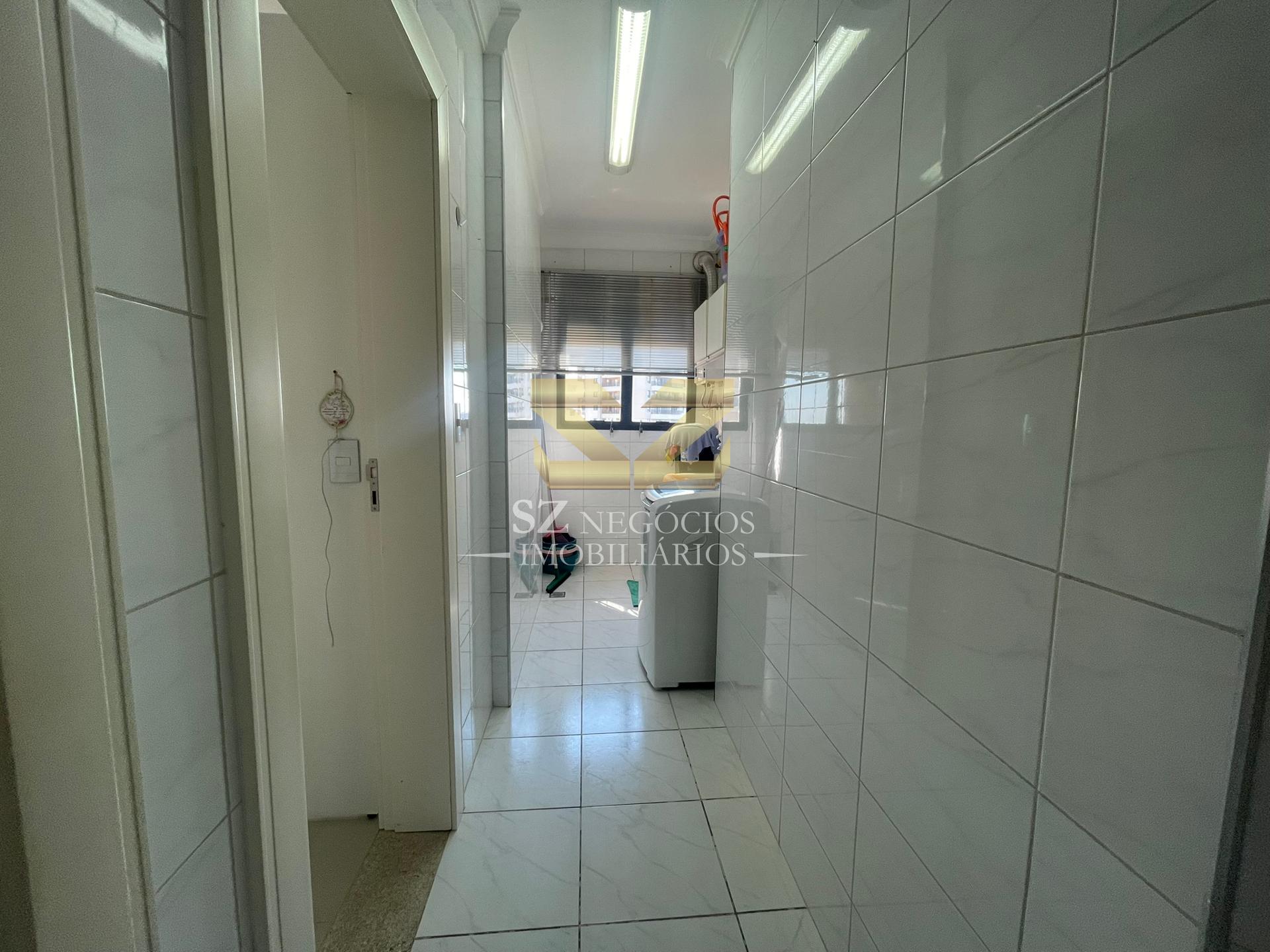 Apartamento com 3 dormitórios para Locação,192,12 m²,ED Maison Class, CENTRO, FOZ DO IGUACU - PR