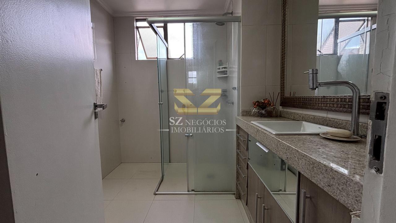 APARTAMENTO Á VENDA NO EDIFÍCIO MONTE CARLO -  CENTRO, FDO IGUACU - PR