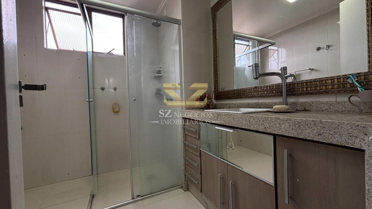 APARTAMENTO Á VENDA NO EDIFÍCIO MONTE CARLO -  CENTRO, FDO IGUACU - PR