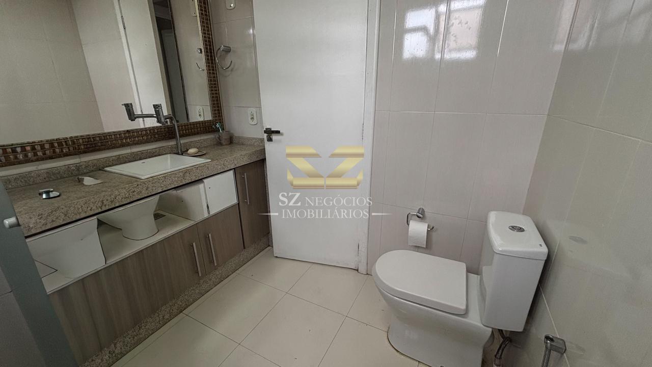 APARTAMENTO Á VENDA NO EDIFÍCIO MONTE CARLO -  CENTRO, FDO IGUACU - PR