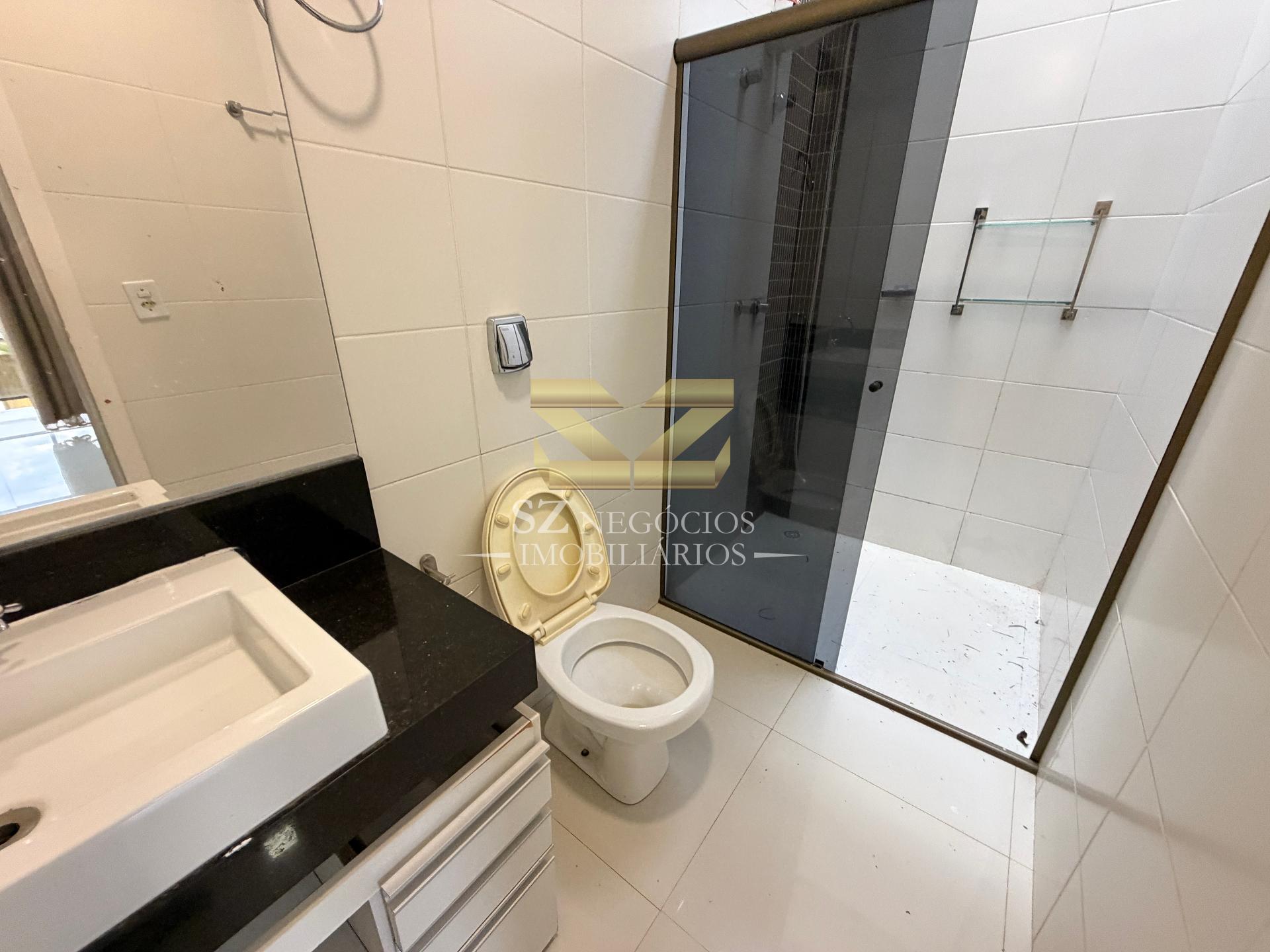 SOBRADO À VENDA COM 01 SUÍTE E 02 DORMITÓRIOS - PARQUE PRESIDENTE I, FOZ