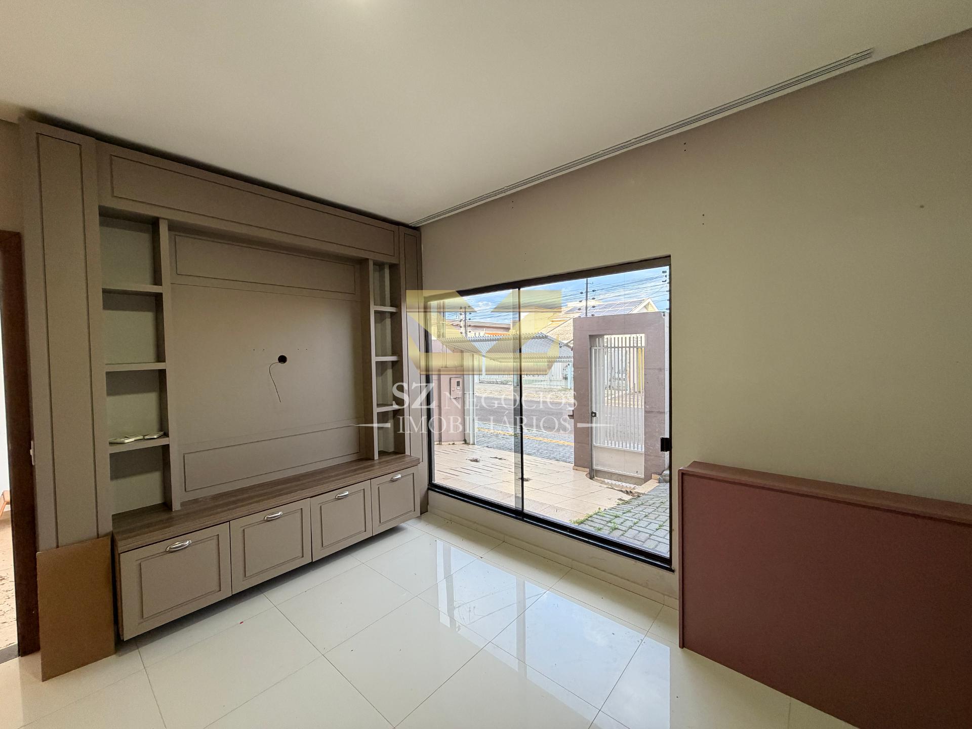 SOBRADO À VENDA COM 01 SUÍTE E 02 DORMITÓRIOS - PARQUE PRESIDENTE I, FOZ