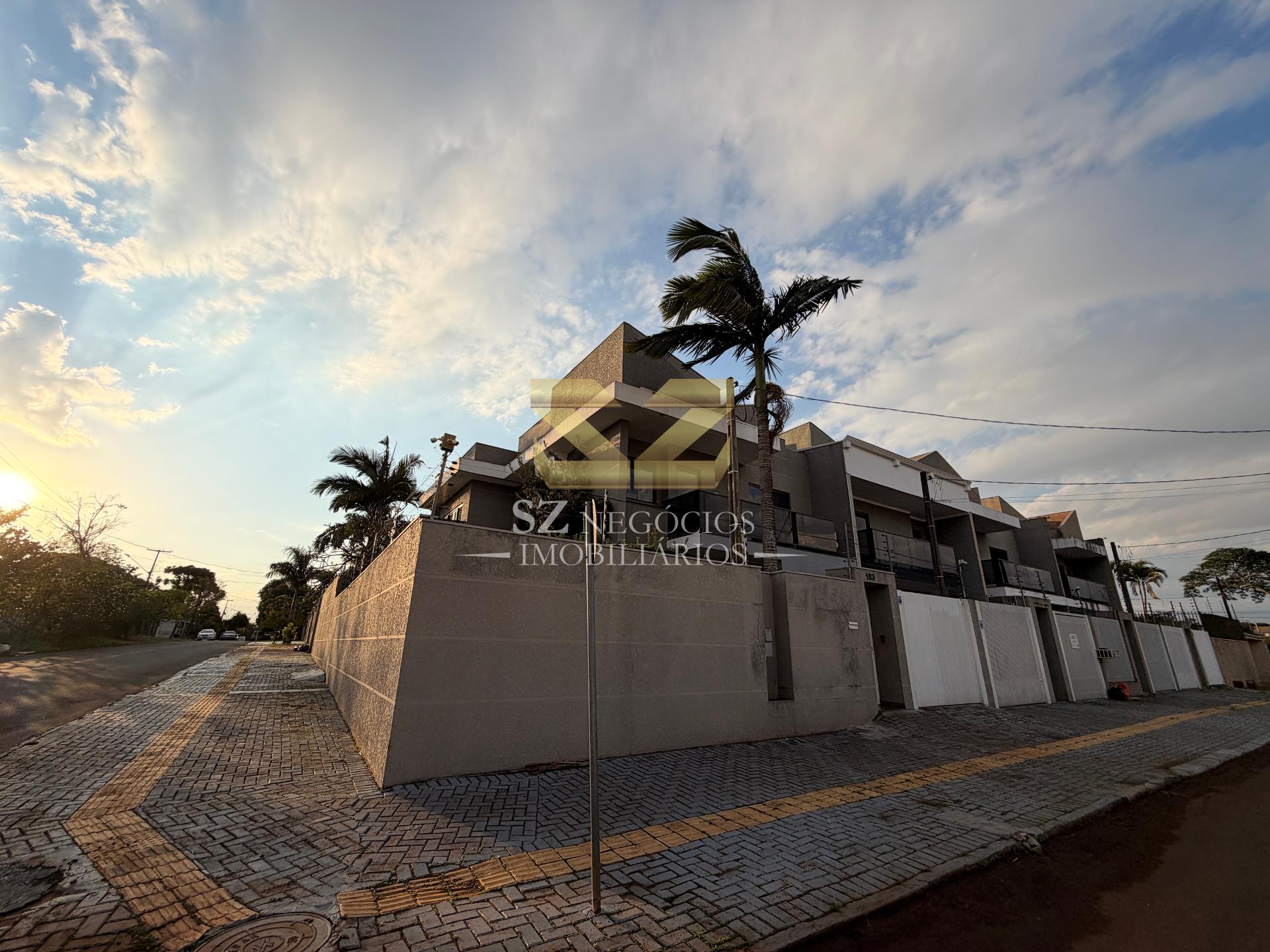 SOBRADO À VENDA COM 02 DEMI SUÍTES E 02 SUÍTES - PARQUE PRESIDENTE, FOZ