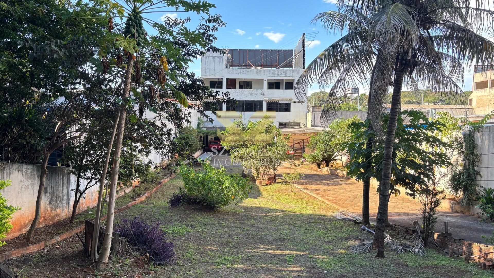 PRÉDIO COMERCIAL E RESIDENCIAL PARA LOCAÇÃO -  VILA PORTES, FOZ DO IGUAÇU - PR