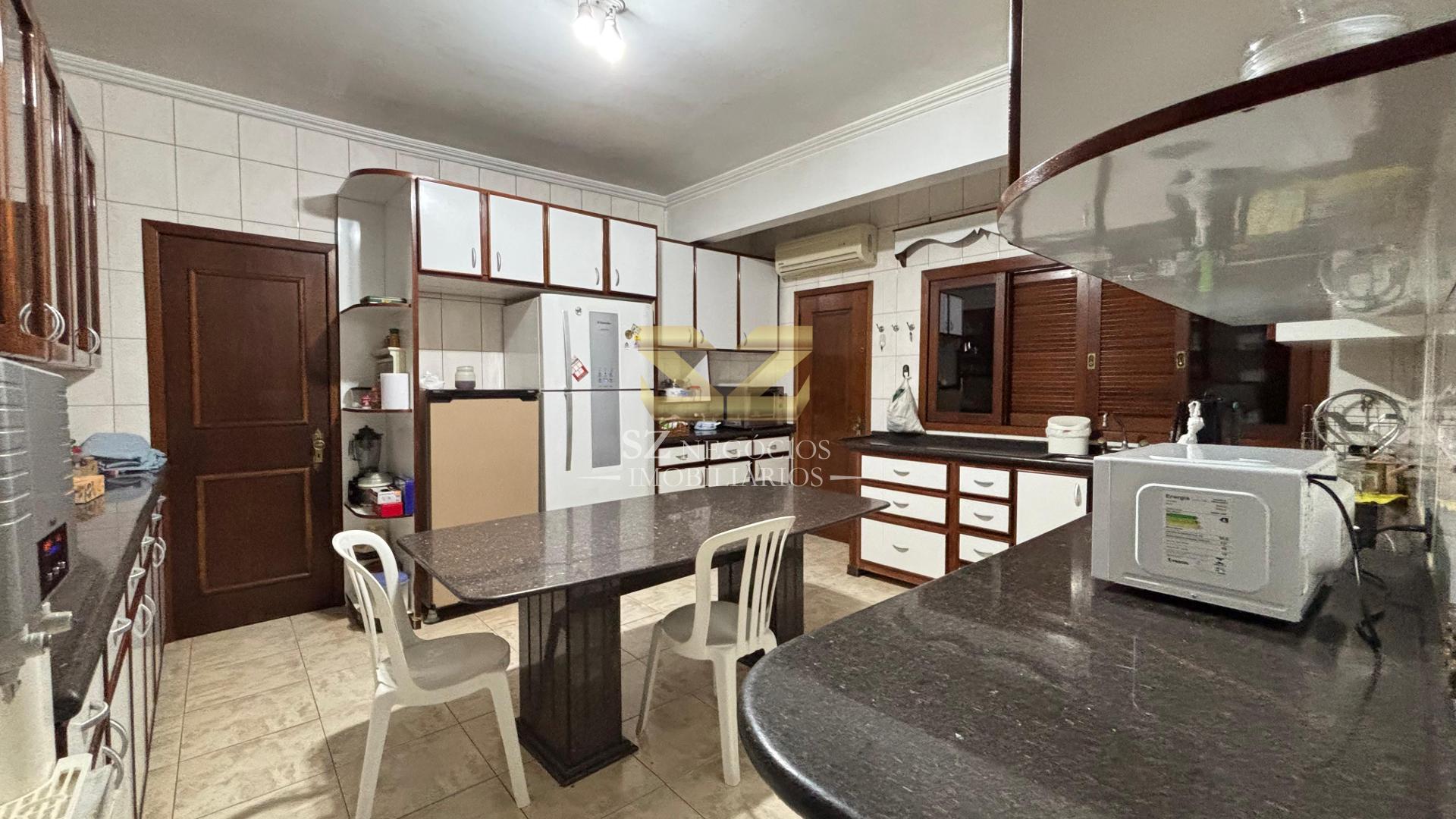 PRÉDIO COMERCIAL E RESIDENCIAL PARA LOCAÇÃO -  VILA PORTES, FOZ DO IGUAÇU - PR