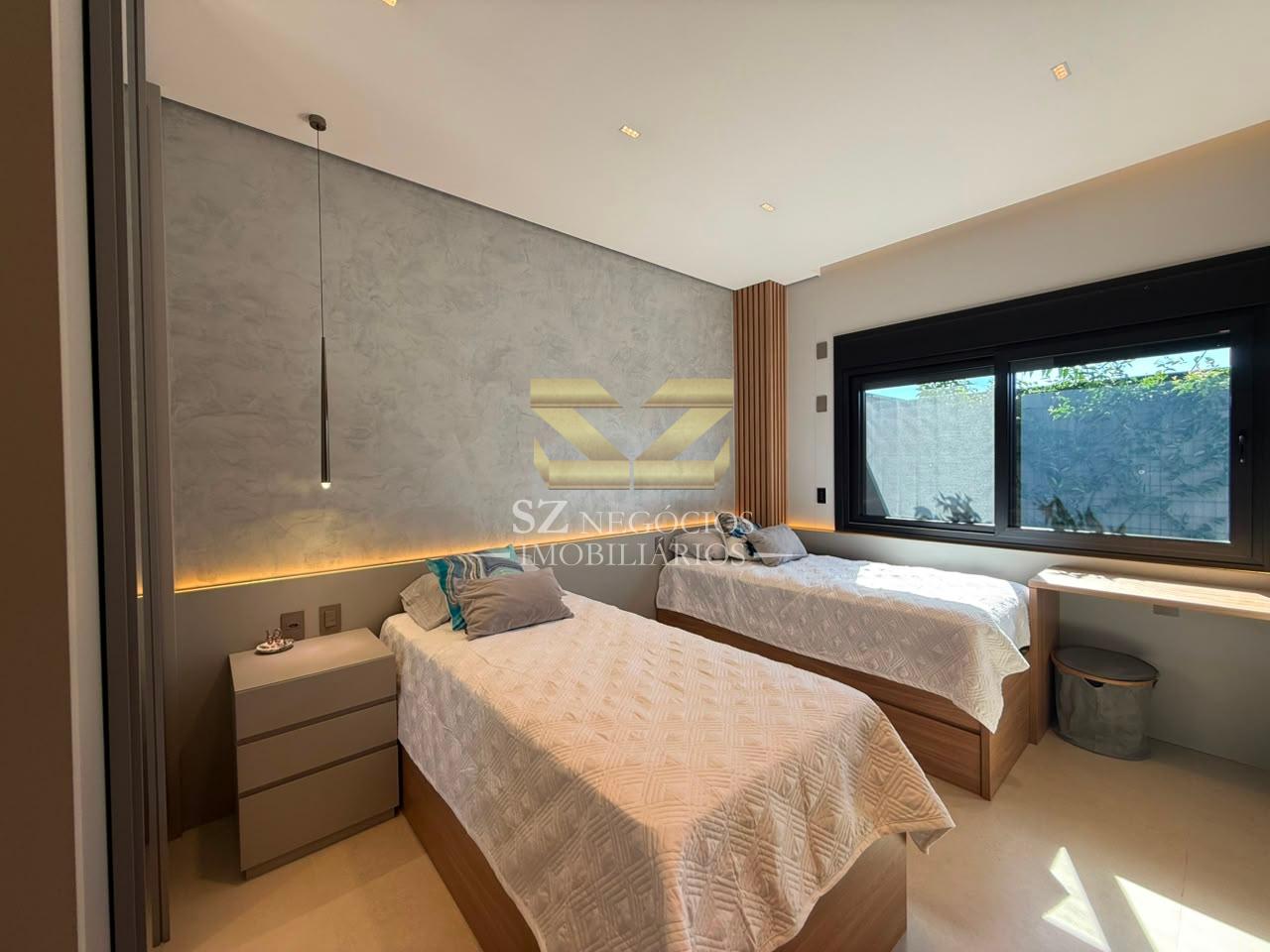 CASA À VENDA COM  03 SUÍTES NO CONDOMÍNIO  ROYAL RITZ CATARATAS -  FASE 3, FOZ