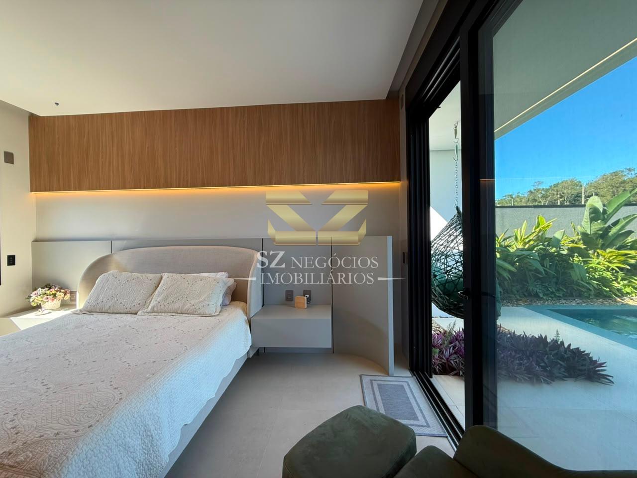 CASA À VENDA COM  03 SUÍTES NO CONDOMÍNIO  ROYAL RITZ CATARATAS -  FASE 3, FOZ