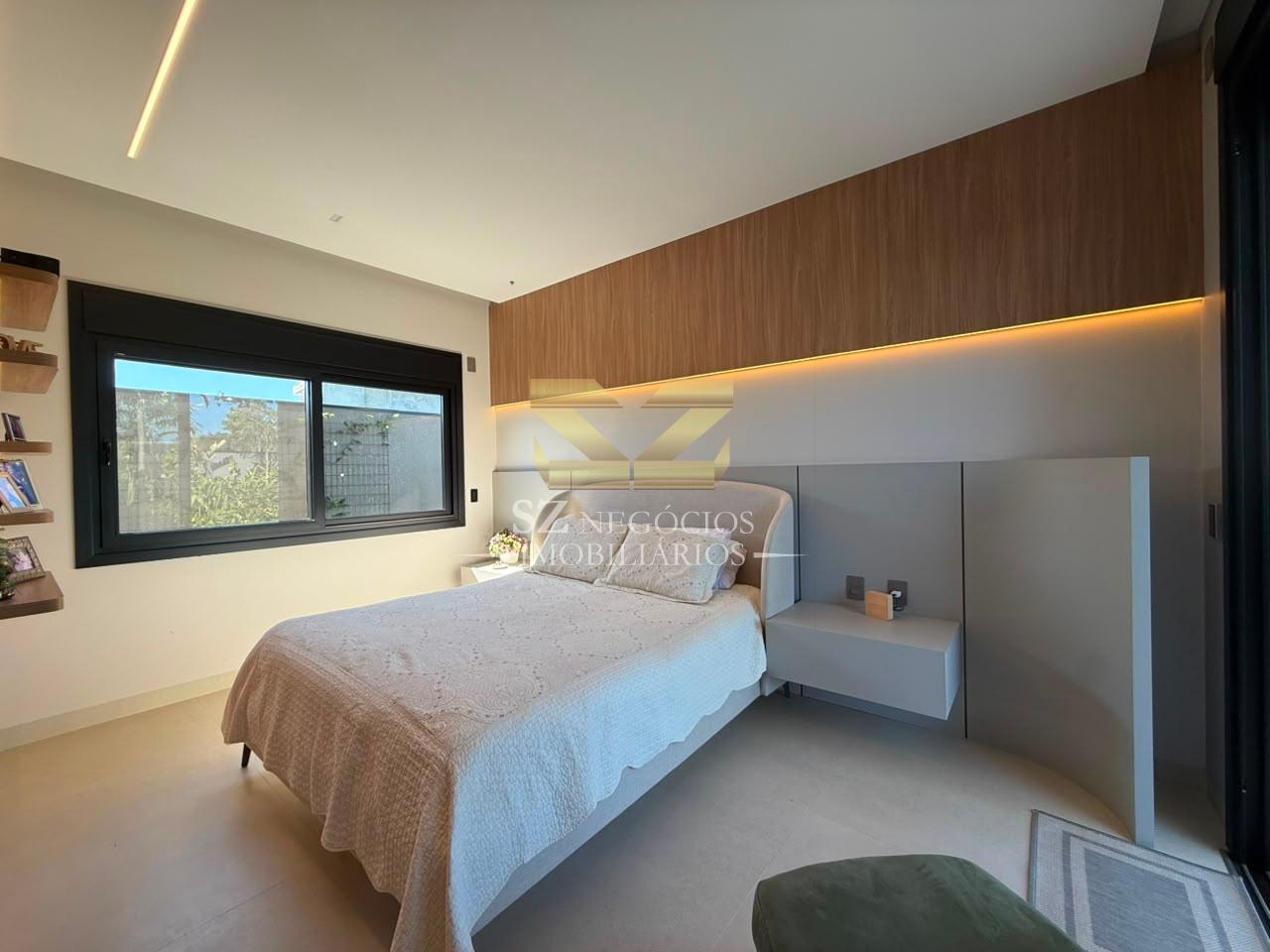 CASA À VENDA COM  03 SUÍTES NO CONDOMÍNIO  ROYAL RITZ CATARATAS -  FASE 3, FOZ